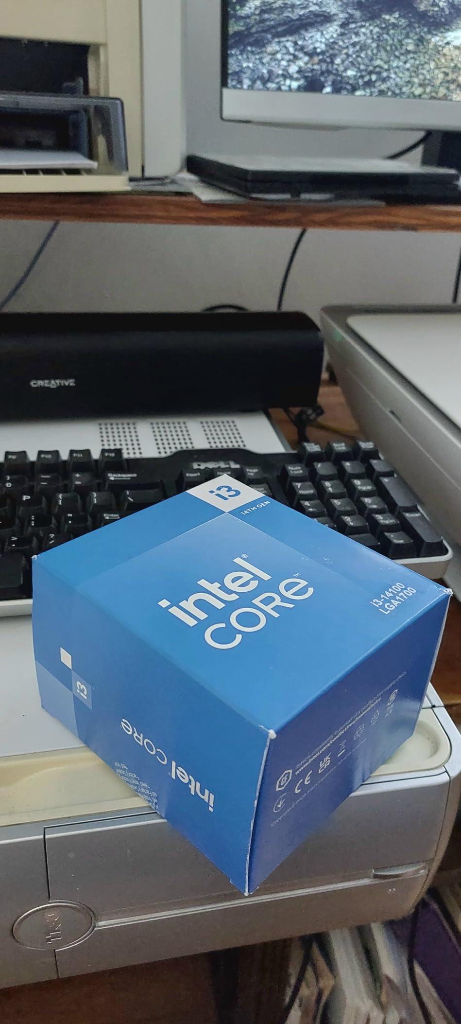 Core i3-14100 Desktop Processor 4 cores (4 P-cores + 0 E-cores) up to 4.7 GHz customer photo 1