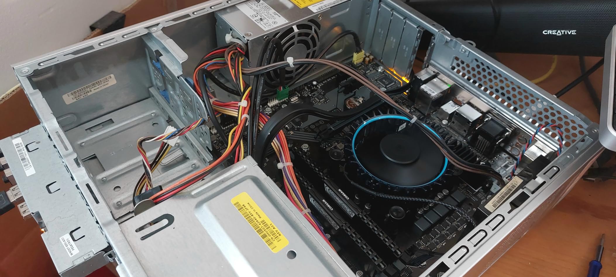 Core i3-14100 Desktop Processor 4 cores (4 P-cores + 0 E-cores) up to 4.7 GHz customer photo 2