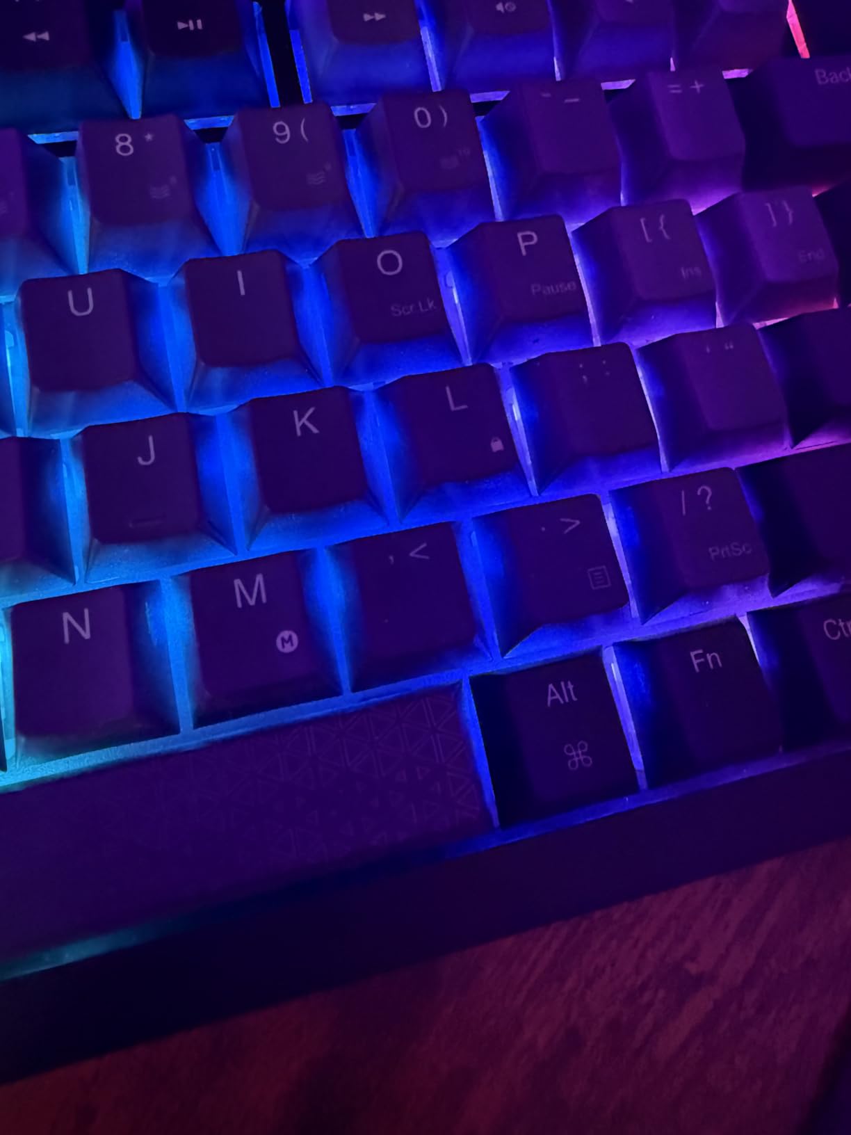 Corsair K65 Plus Wireless 75% RGB Mechanical Gaming Keyboard - Pre-Lubricated MLX Red Linear Switches - PBT Dye-Sub Keycaps - PC, Mac, PS5, PS4, Xbox, iPad - QWERTY NA - Black/Gray customer photo 2