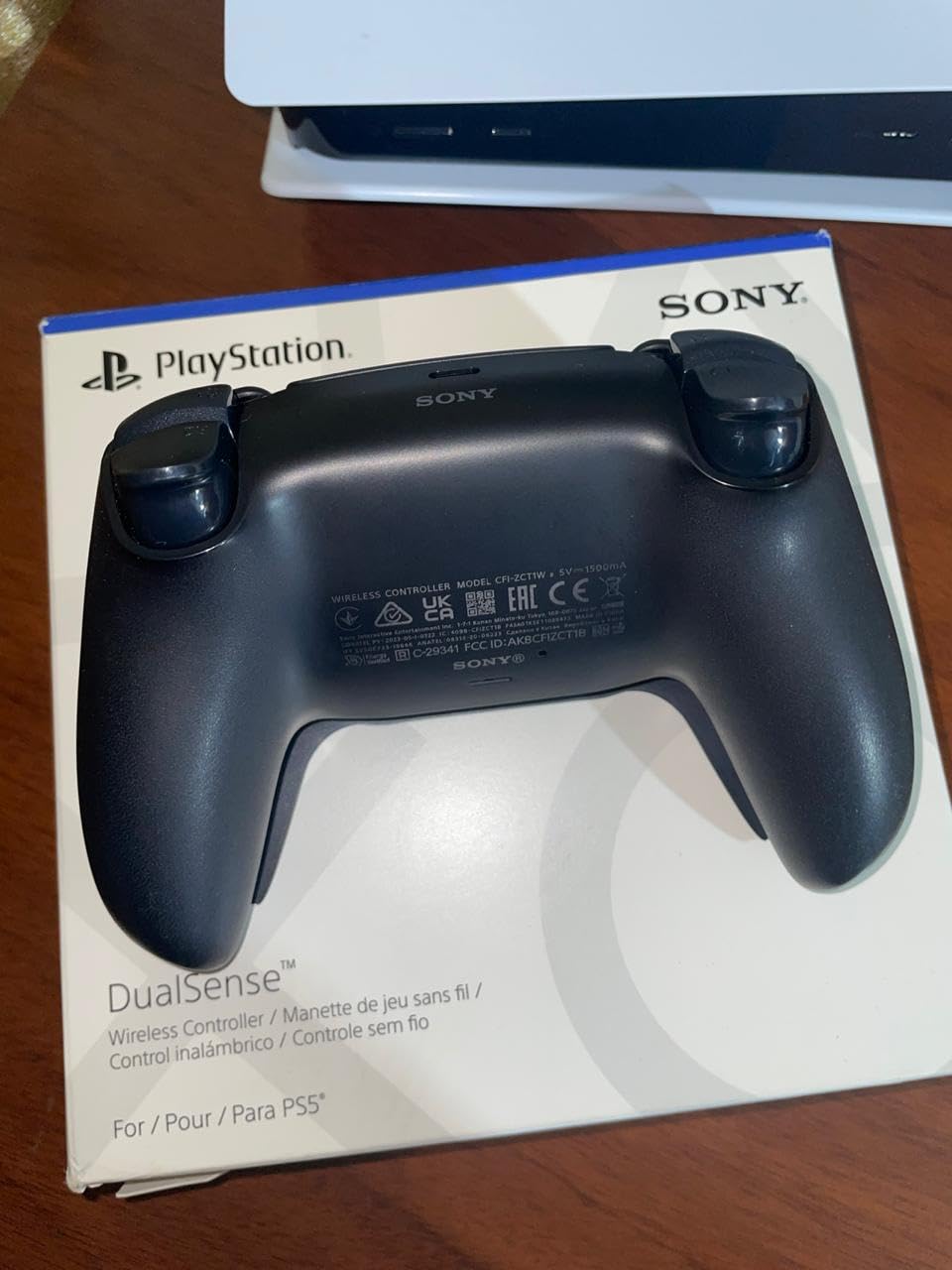 PlayStation DualSense Wireless Controller - Midnight Black customer photo 1