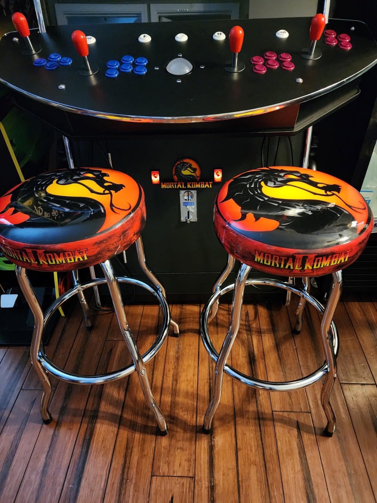 ARCADE1UP Officially Licensed Adjustable Stool with Chrome-Plated Steel Frame and High-Density Foam Padding for Supreme Gaming Comfort (Galaga) customer photo 2