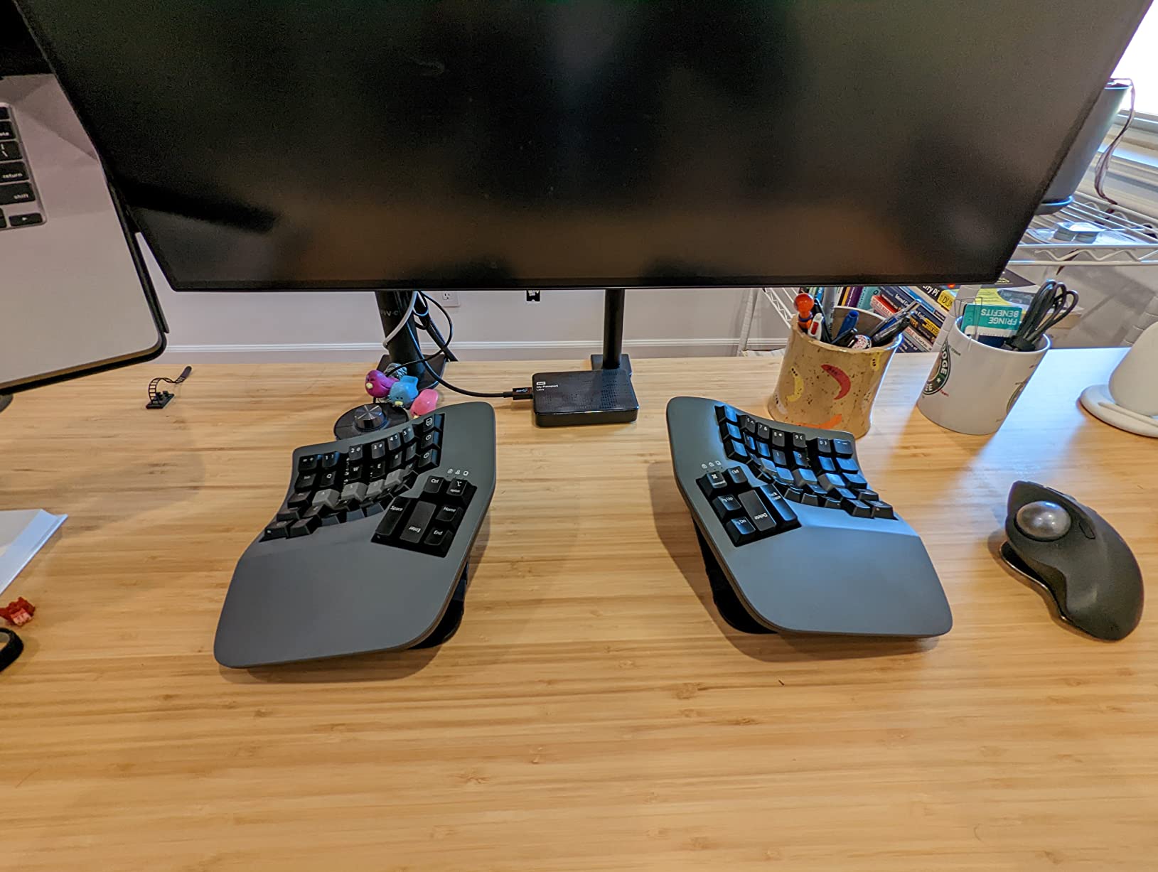 KINESIS Advantage360 Professional Split Ergonomic Keyboard - Bluetooth customer photo 2