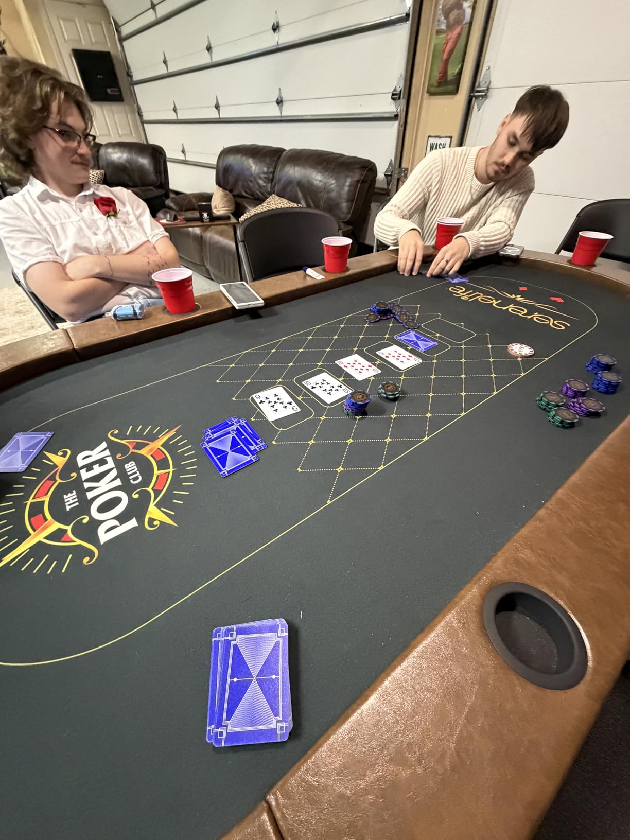 SereneLife 10-Player Oval Foldable Poker Table - Casino Texas Holden Table with Water-Resistant Cushioned Rail, 10 Cup Holders, Brown Felt Surface, Black Jack Board & Family Games (Brown) customer photo 2