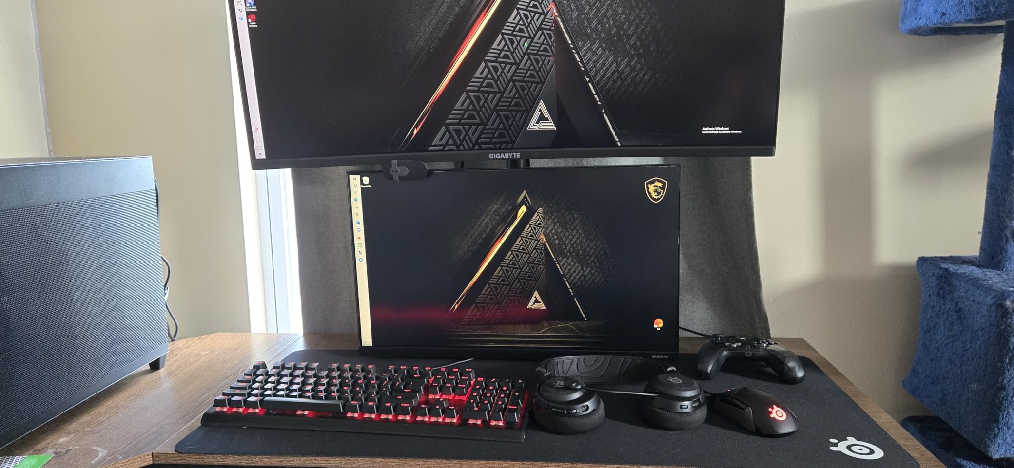 SteelSeries QcK XXL Gaming Mouse Pad - XXL Fabric - Perfect Movement Tracking and Stability - Esports Pad - Non-Slip - Full Desk Surface Use customer photo 1