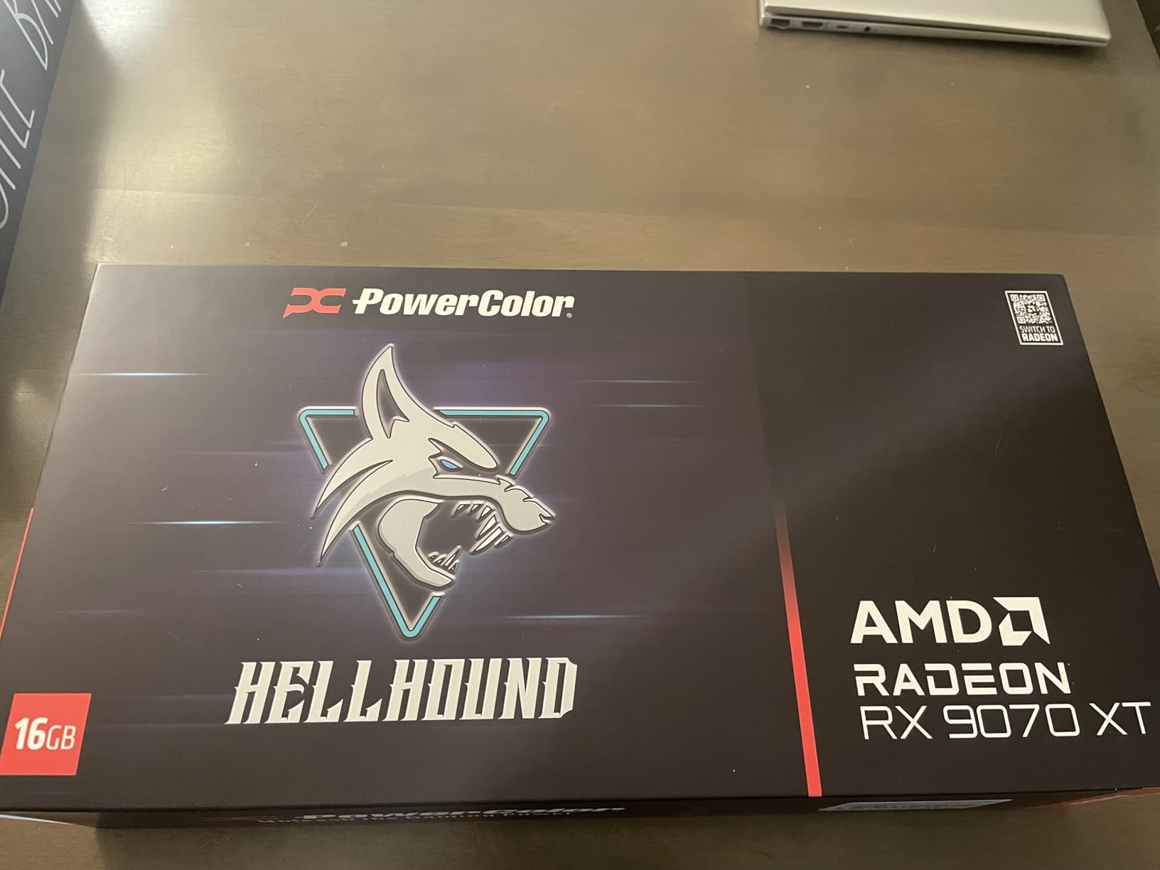 PowerColor Hellhound AMD Radeon RX 9070 XT 16GB GDDR6 customer photo 1