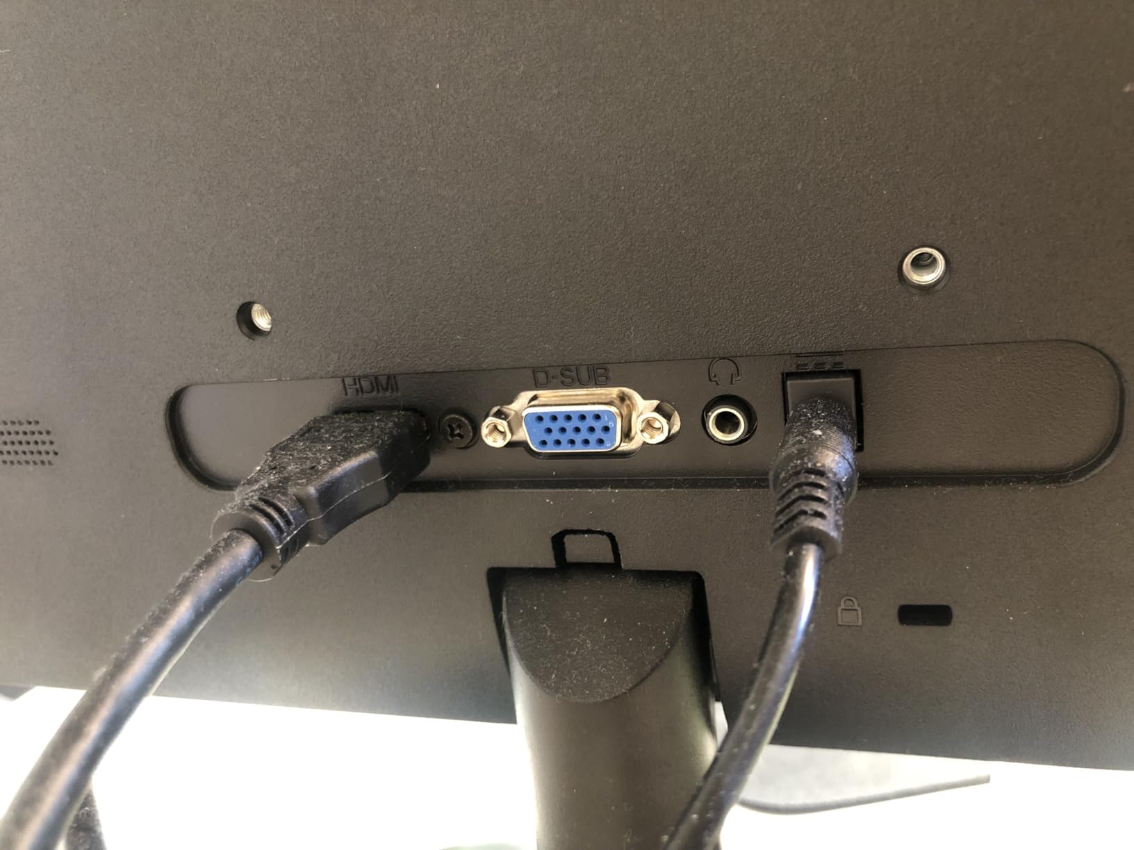 AOC 22B2HM2 22