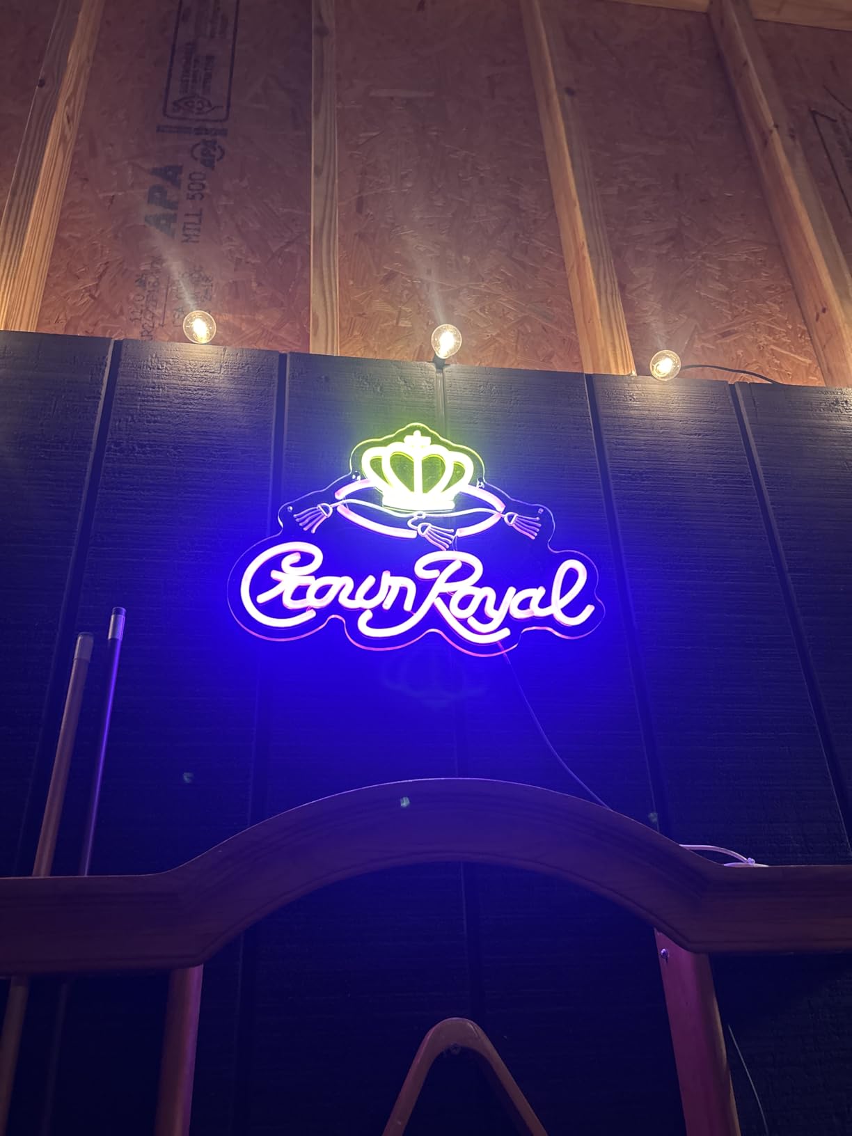 Crown Neon Sign for Bar Wall Decor, Royal Beer Lights Signs Whiskey LED Sign for Bar Man Cave Bedroom Home Shop Pub Bistro Party Hotel Game Room Decor Gifts, USB Powered customer photo 1