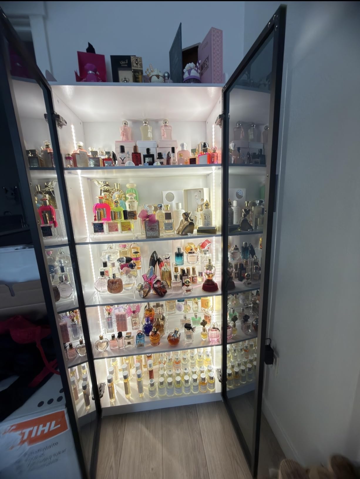 Dystler 5-Tier Display Cabinet with Glass Doors and Adjustable Shelves customer photo 2
