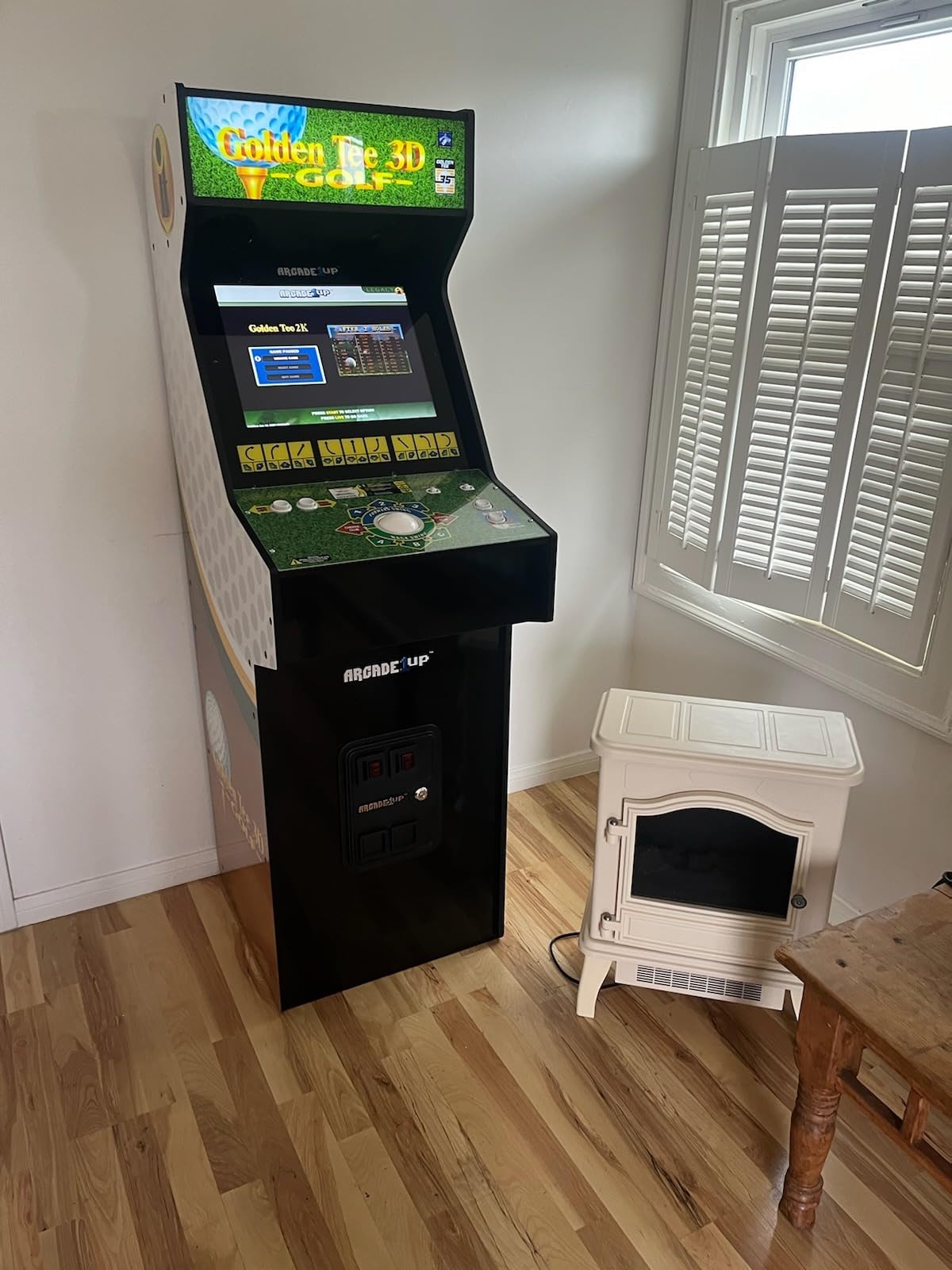 Arcade1Up Golden Tee 3D Deluxe Home Arcade, 8 Golf + Bowling Games | Over 5-Foot Video Game Machine with Trackball Controller customer photo 2
