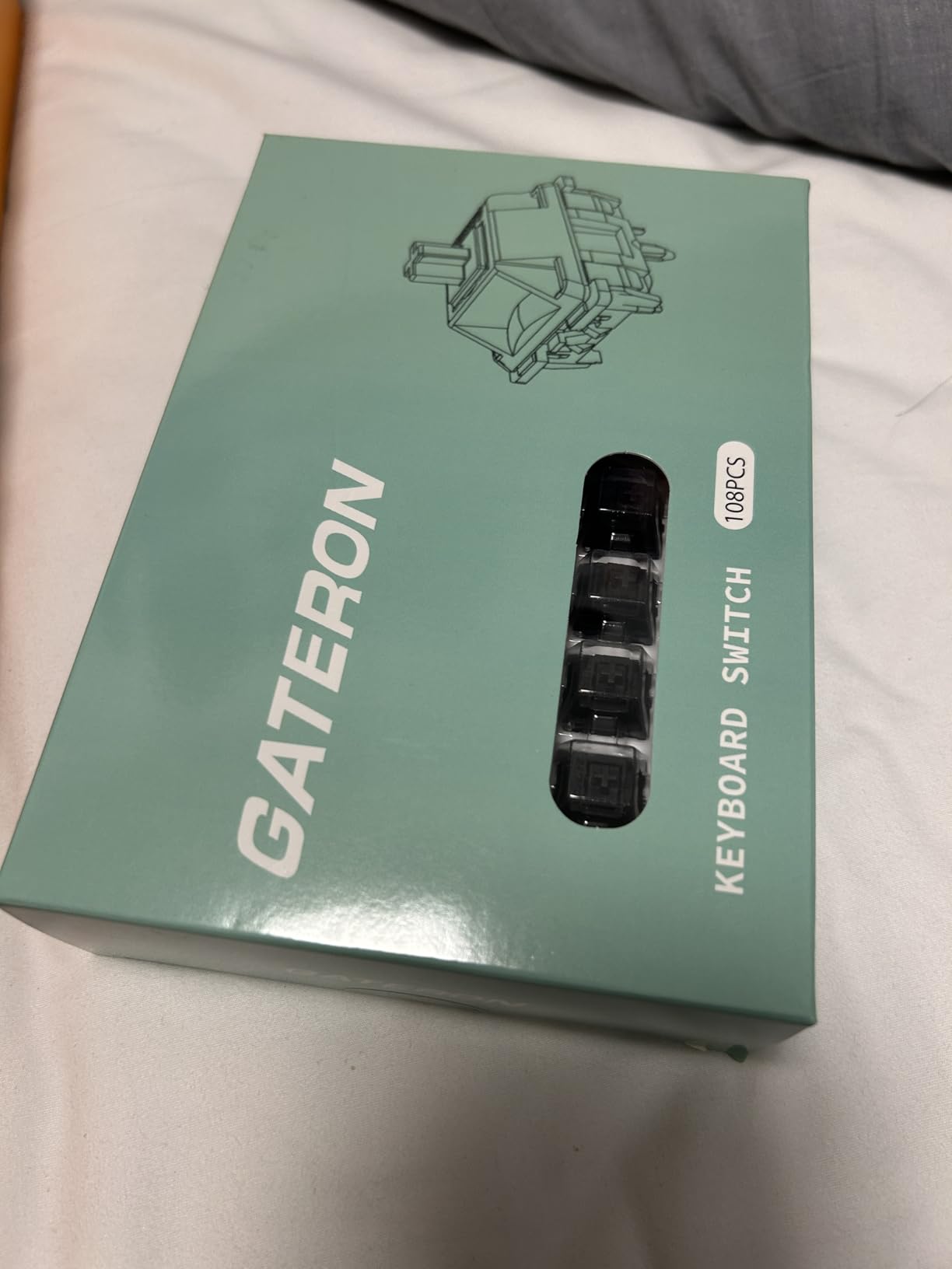 Gateron Oil King V2 Switches Pre-Lubed Linear Keyboard Switches, 90 Pcs | 5-Pin 55gf, 60 Million Keystroke Lifespan, Compatible MX Mechanical Keyboards, DIY Custom Mod Parts customer photo 1