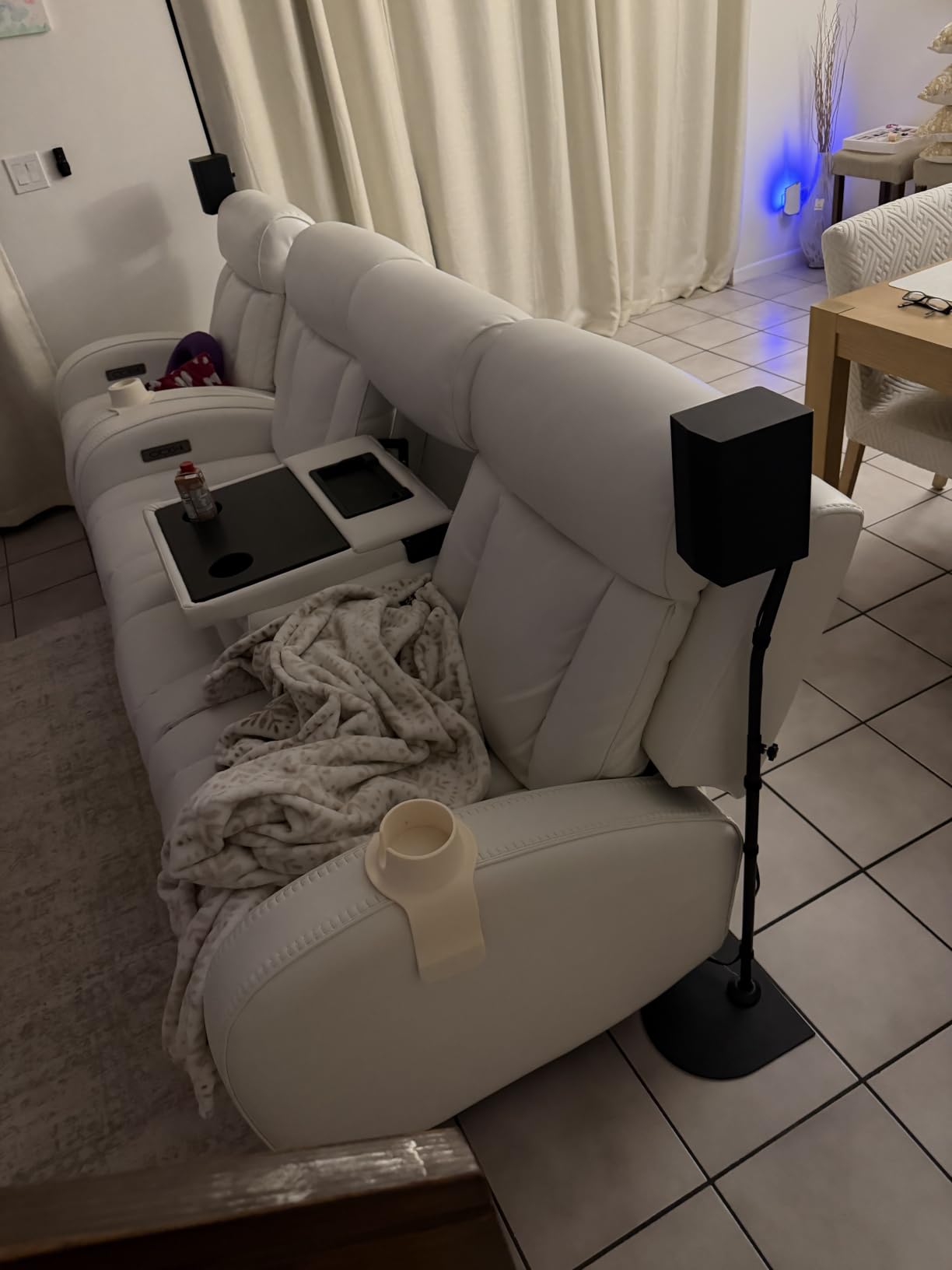 LG S40TR 4.1 ch. Home Theater Soundbar with Rear Surround Speakers and Wireless Subwoofer, Wow Interface, Dolby Audio customer photo 1