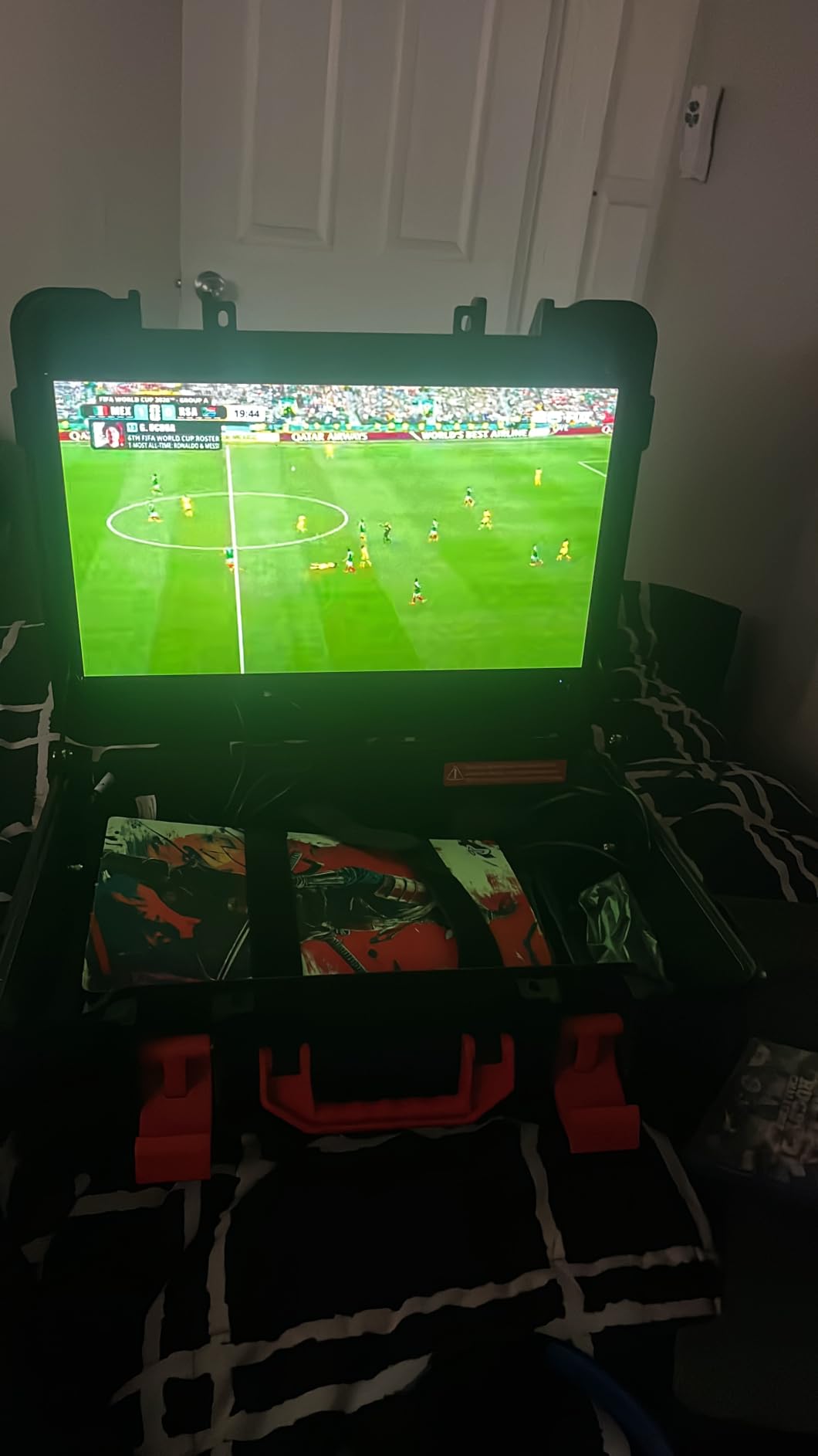 ARMORR GAMERSBOX Portable Gaming Monitor - 21.5