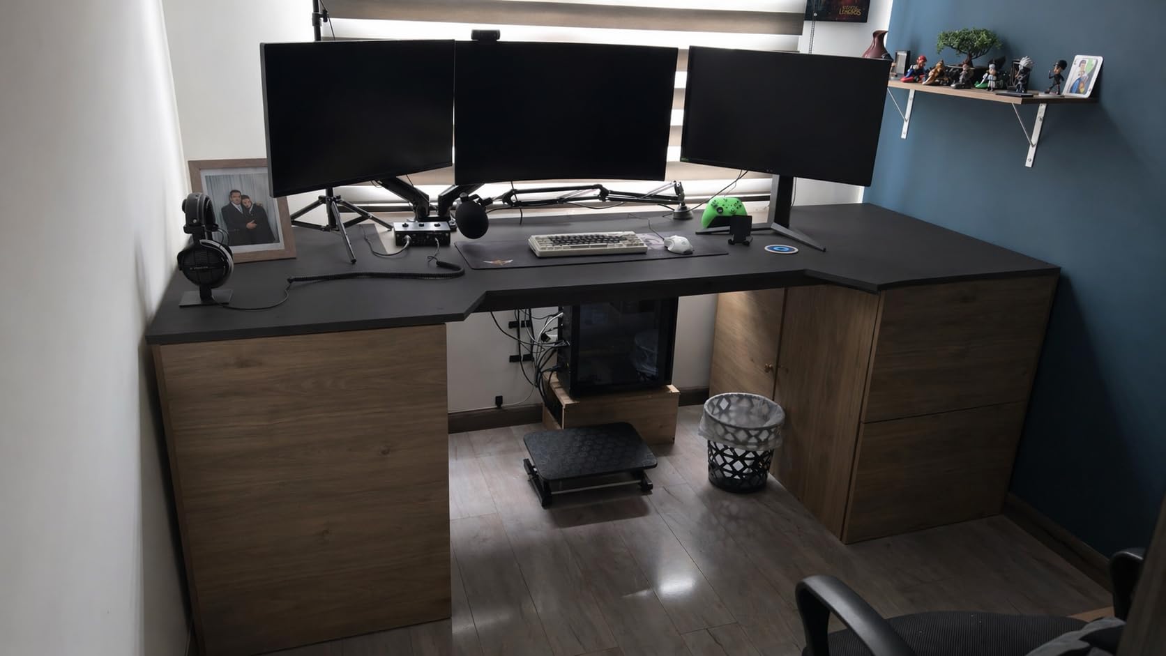LG 32GS60QC-B Ultragear 32-inch Curved Gaming Monitor QHD (2560x1440) 180Hz 1ms 1000R AMD FreeSync HDR10 HDMIx2 DisplayPort Borderless Design Black Stabilizer DAS Crosshair FPS Counter customer photo 2