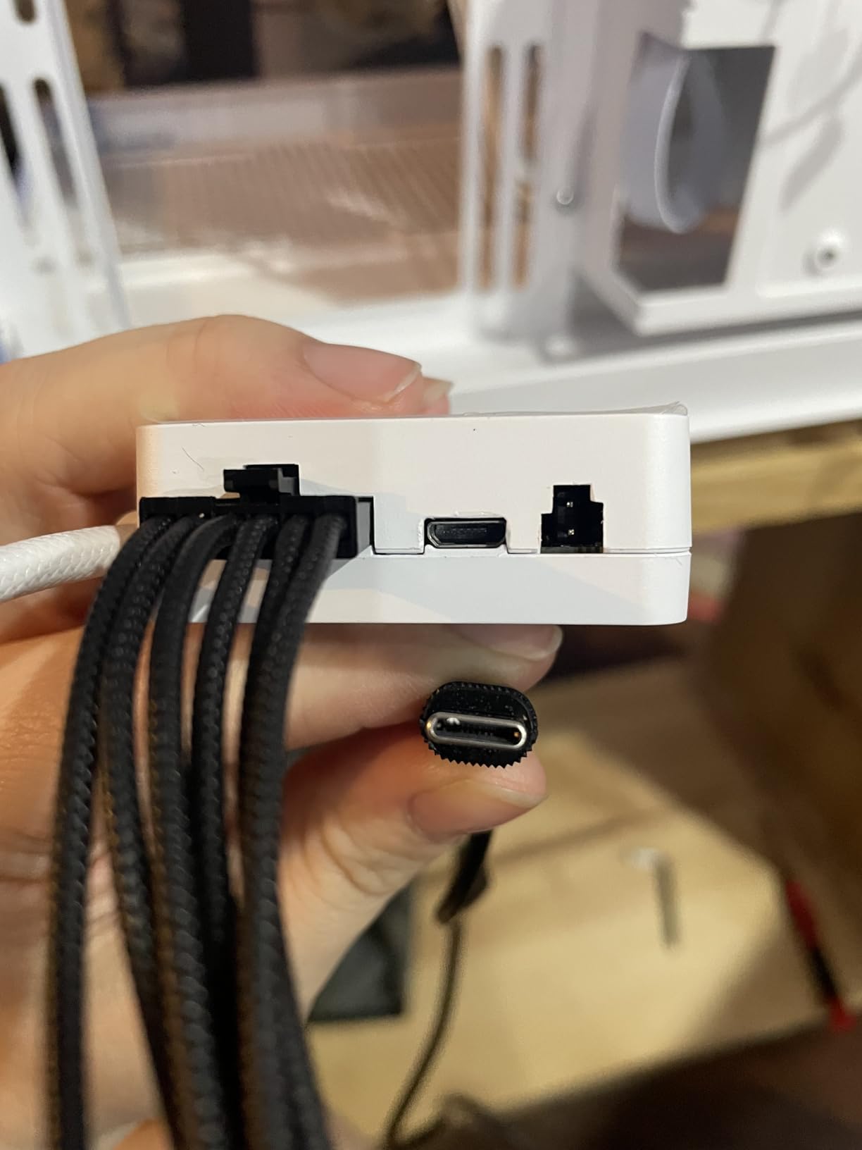 iCUE Link LX120 RGB 120mm PWM Fan Single Pack - Dual Light Loops - Requires iCUE Link System Hub (Sold Separately) - CORSAIR AirGuide Technology - Black customer photo 1
