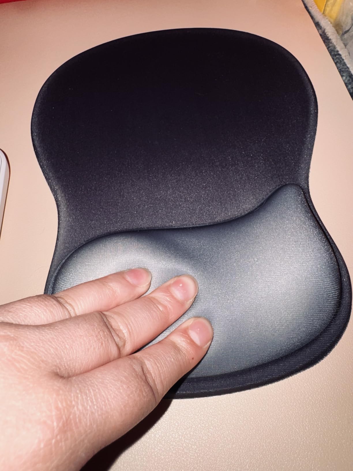 ErgoComfort Gel Wrist Rest Mouse Pad-Ergonomic Office Mousepad with Wrist Support-Non-Slip, Design Desk Accessories Mat for Home&Game Decor (01Black) customer photo 1