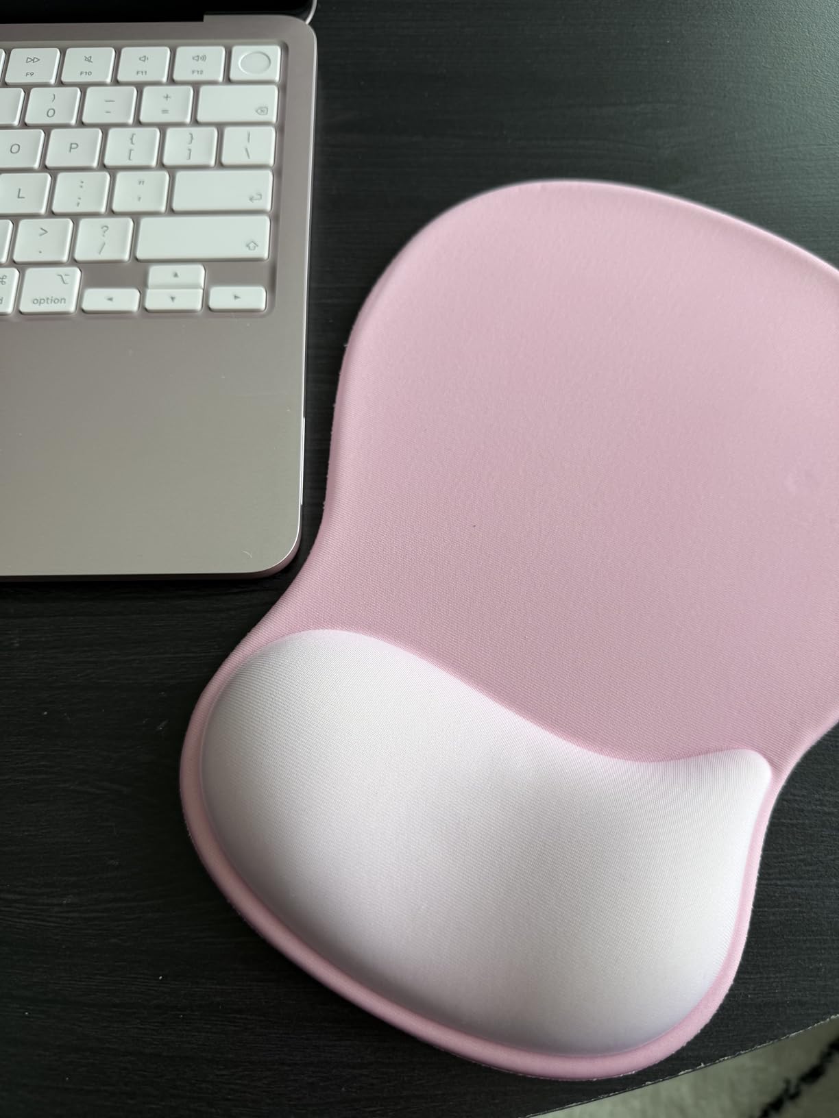 ErgoComfort Gel Wrist Rest Mouse Pad-Ergonomic Office Mousepad with Wrist Support-Non-Slip, Design Desk Accessories Mat for Home&Game Decor (01Black) customer photo 2