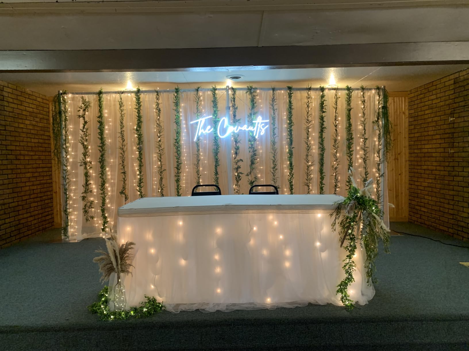 CIONAOR Custom Neon Sign, Custom LED Neon Sign Customizable for Wedding Bar Salon Beauty Business Light Up Name Sign, Personalized Neon Light Suitable for Events Birthday Gifts Decorations customer photo 2