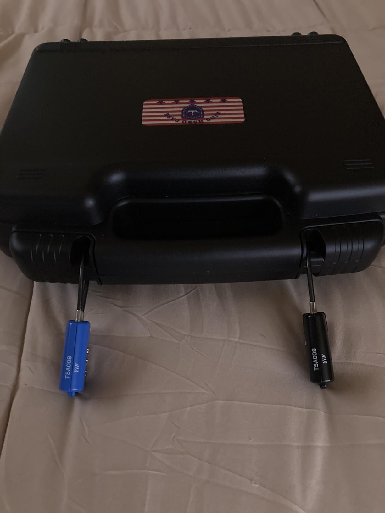 Kinghardcase 9mm Gun Case Lockable, TSA Approved Firearm Travel Case with TSA Lock, Pistol Case Hard Shell, Gun Safe for Handgun - Shockproof Gun Storage customer photo 1