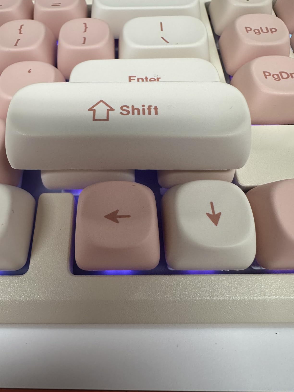 XVX Keycaps - Pink Cute PBT Keycaps, MOA Profile Key caps 60 65 75 100 Percent, Dye-Sublimation, Custom 142 Keys Set for 100%, 75%, 65%, 60% Mechanical Keyboard customer photo 2