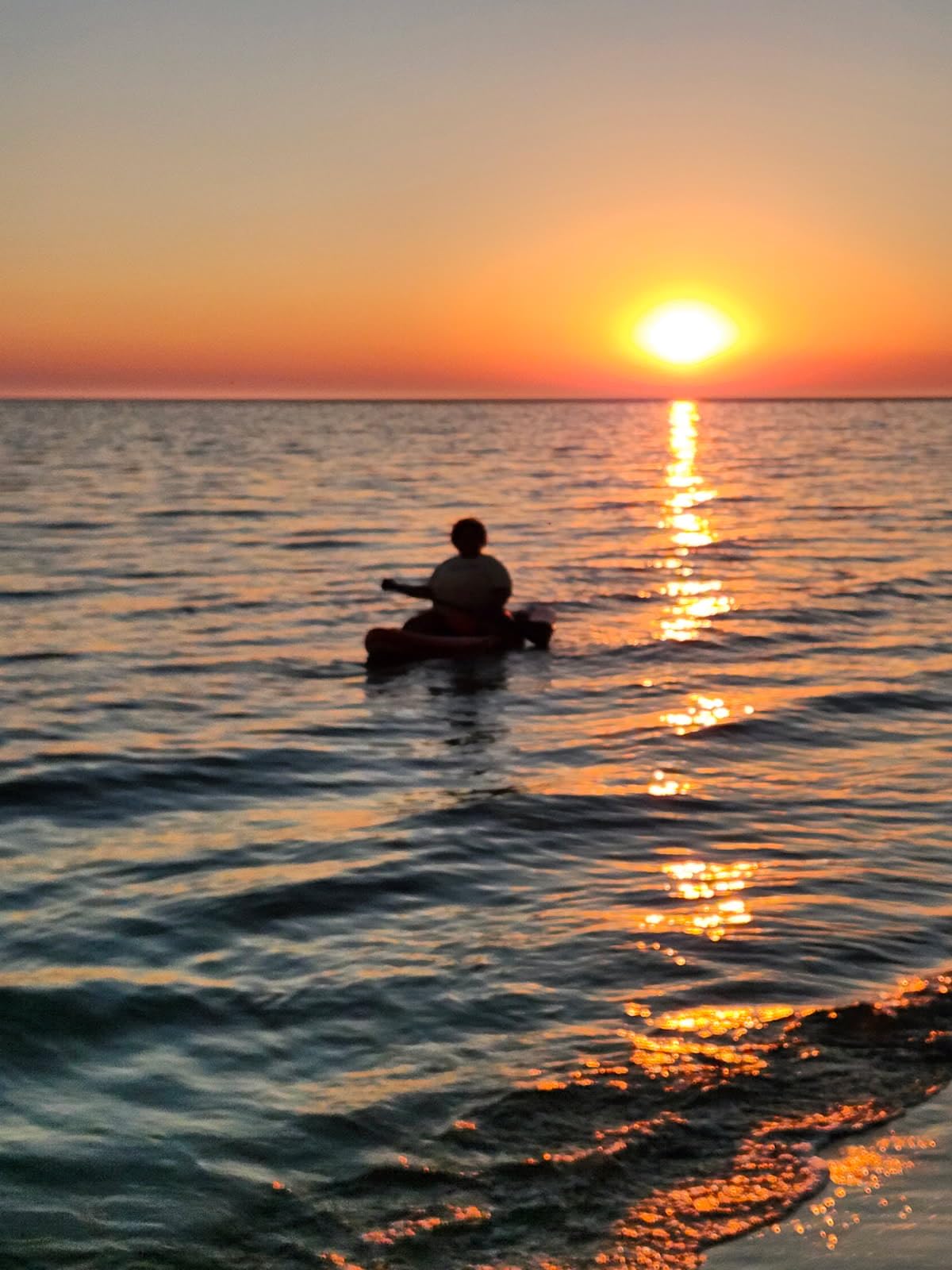 FEATH-R-LITE Inflatable Stand Up Paddle Board with Beginner SUP Accessories | 10'6''/11' Ultra-Light SUP,Anti-Slip EVA Deck,Versatile Yoga Inflatable Paddle Boards for Adults & Youth of All Skill Levels customer photo 2