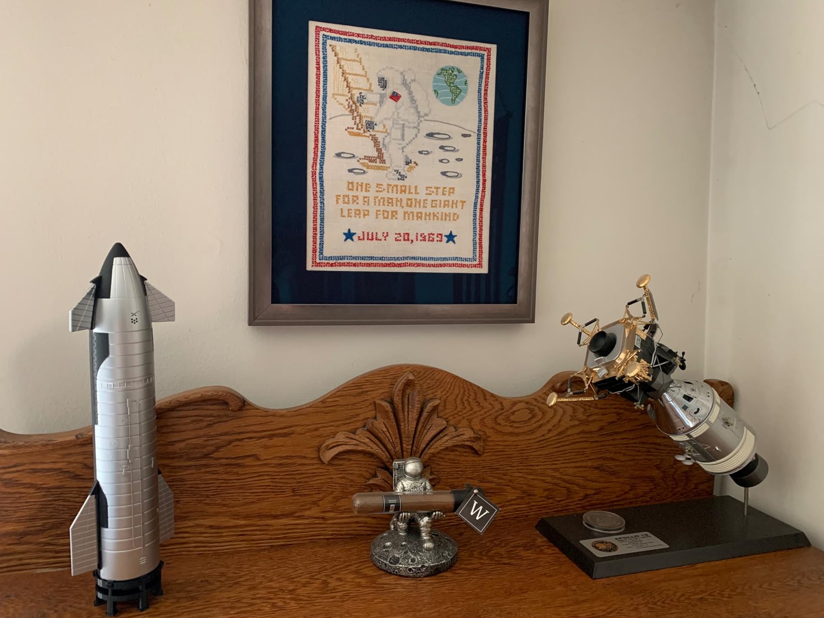 1:144 SpaceX Starship Model with a Sturdy Bracket for Space Enthusiasts customer photo 2