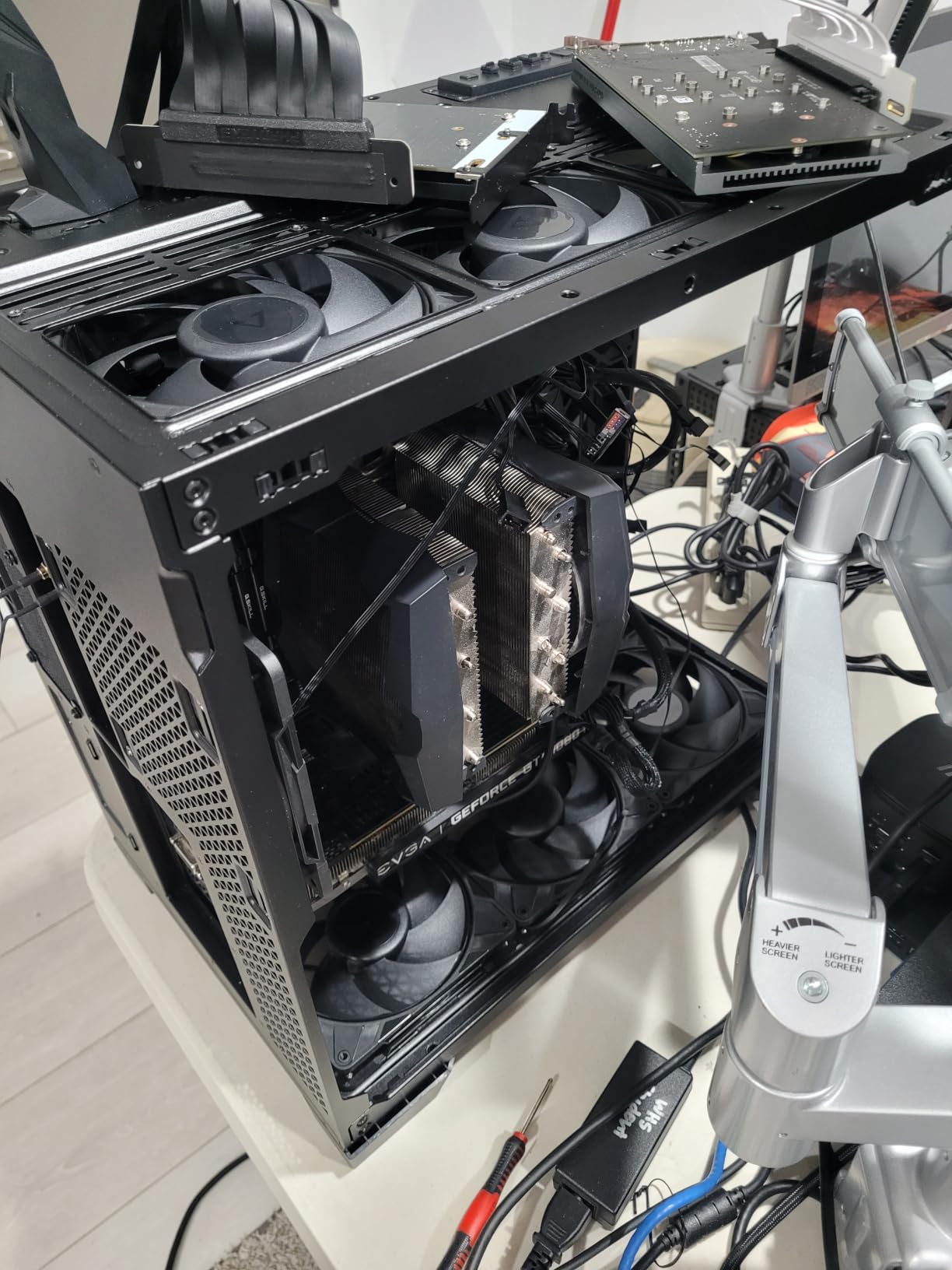 Antec C8 Wood Full-Tower E-ATX PC Case, Wooden Front Panel, No Fans | Wooden Front Panel, Seamless Tempered Glass Front & Side Panels, RTX 40 Series GPU Support, 360mm Radiator Support, Type-C customer photo 2
