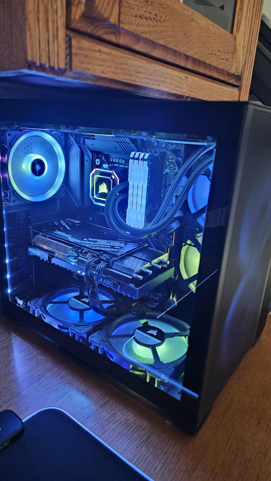 ASRock Intel Arc A750 Challenger SE 8GB OC 16 Gbps 256 bit GDDR6 7680 x 4320 Dual Fan 0dB Silent Cooling Video Graphics Card 650W customer photo 1