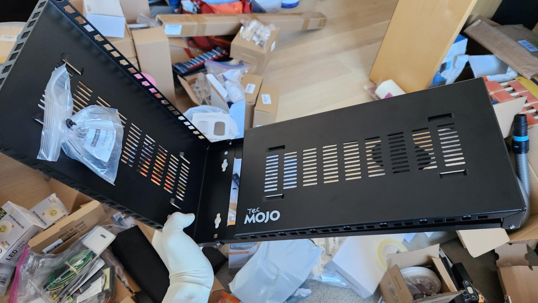 Tecmojo 4U Wall Mount Rack, 4U Rack 14 inch Depth, 19