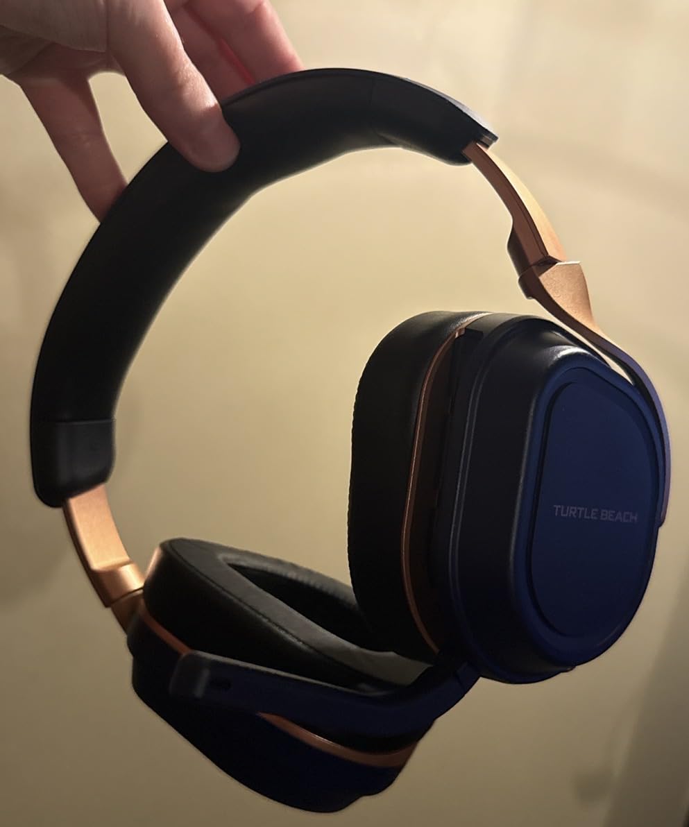 Turtle Beach Stealth 700 Wireless Gaming Headset for Xbox, PS5, PC, Mobile | Xbox Series X|S, Xbox One, PlayStation, Multiplatform, Bluetooth, 60mm Dual Drivers, 80-Hr Battery, Flip-to-Mute Mic, Black customer photo 1