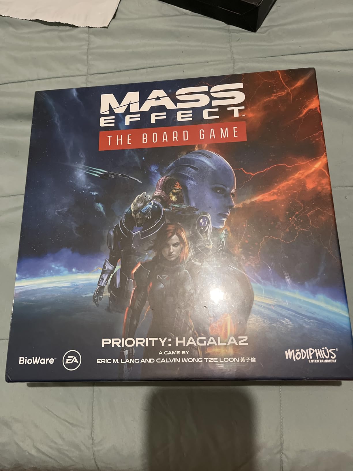 Mass Effect: Priority Hagalaz The Board Game | Cooperative Story-Driven Experience customer photo 1