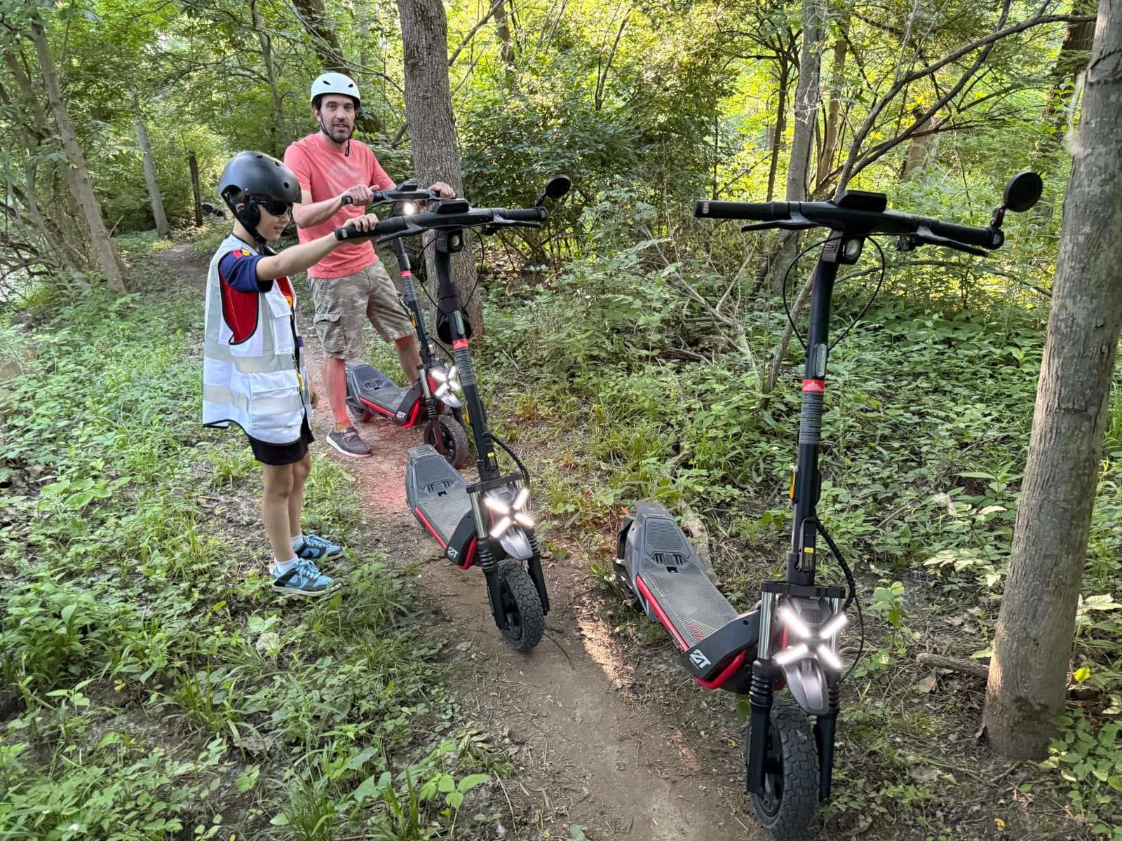 Segway ZT3 Pro Off-Road Electric Scooter for Adults, UL 2272/2271 Certified | Up to 24.9 MPH & 43.5-mi range, 1600W peak motor, dual suspension, 11