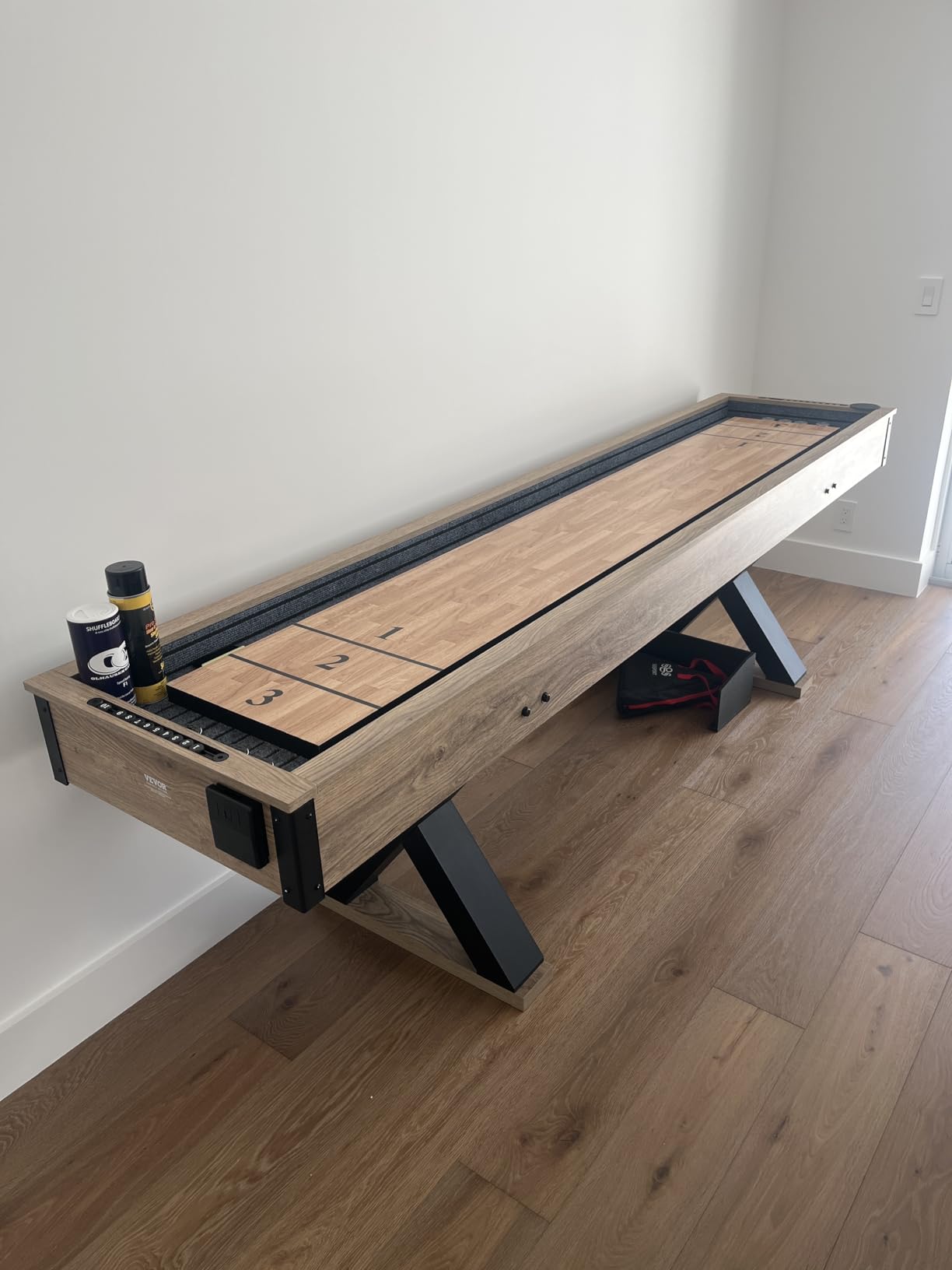 VEVOR 7ft 9ft 12ft Shuffleboard Table for Family Game Room, Shuffle Board with Scratch-Resistant Playfield, Legs, 8 Pucks, Wax, Brush customer photo 1