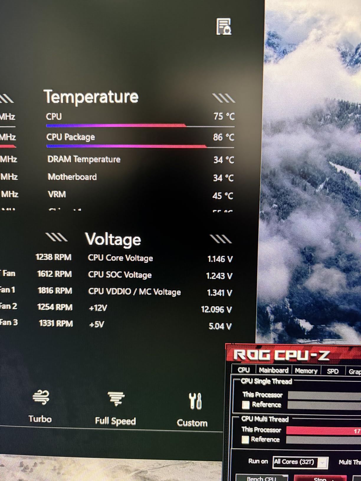 ASUS ROG Crosshair X870E Hero AMD X870E AM5 ATX Motherboard, Advanced AI PC Ready, 18+2+2 Power Stages, DDR5, PCIe 5.0, 5X M.2, Wi-Fi 7, USB4, AI Overclocking, Core Flex, PCIe Slot Q-Release Slim customer photo 1