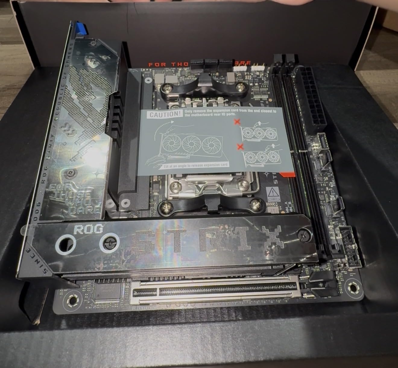 ASUS ROG STRIX X870-I GAMING WIFI AMD AM5 X870 Mini ITX motherboard 10+2+1 power stages, Dynamic OC Switcher, Core Flex, DDR5 AEMP, WiFi7, 2x M.2, PCIe®5.0, Q-Release Slim, USB4, AI OCing & Networking customer photo 1