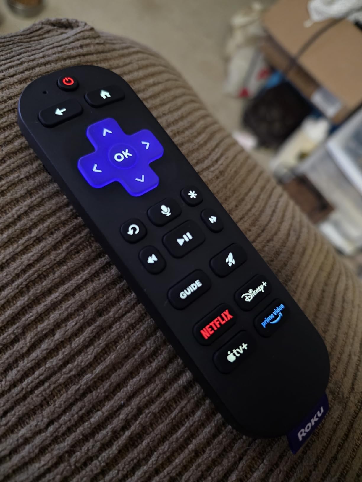 Roku Ultra, Ultimate Streaming Player - 4K Streaming Device for TV | HDR10+, Dolby Vision & Atmos - Bluetooth & Wi-Fi 6 - Rechargeable Voice Remote Pro with Backlit Buttons - Free & Live TV customer photo 2