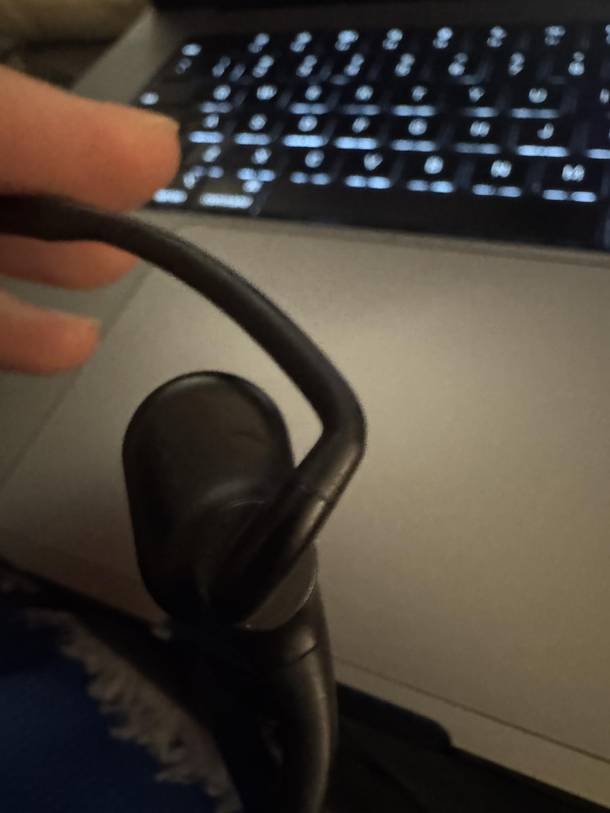SHOKZ OpenComm2 Open-Ear Bluetooth Headset, Noise-Canceling Mic, Bone Conduction Headphones customer photo 2