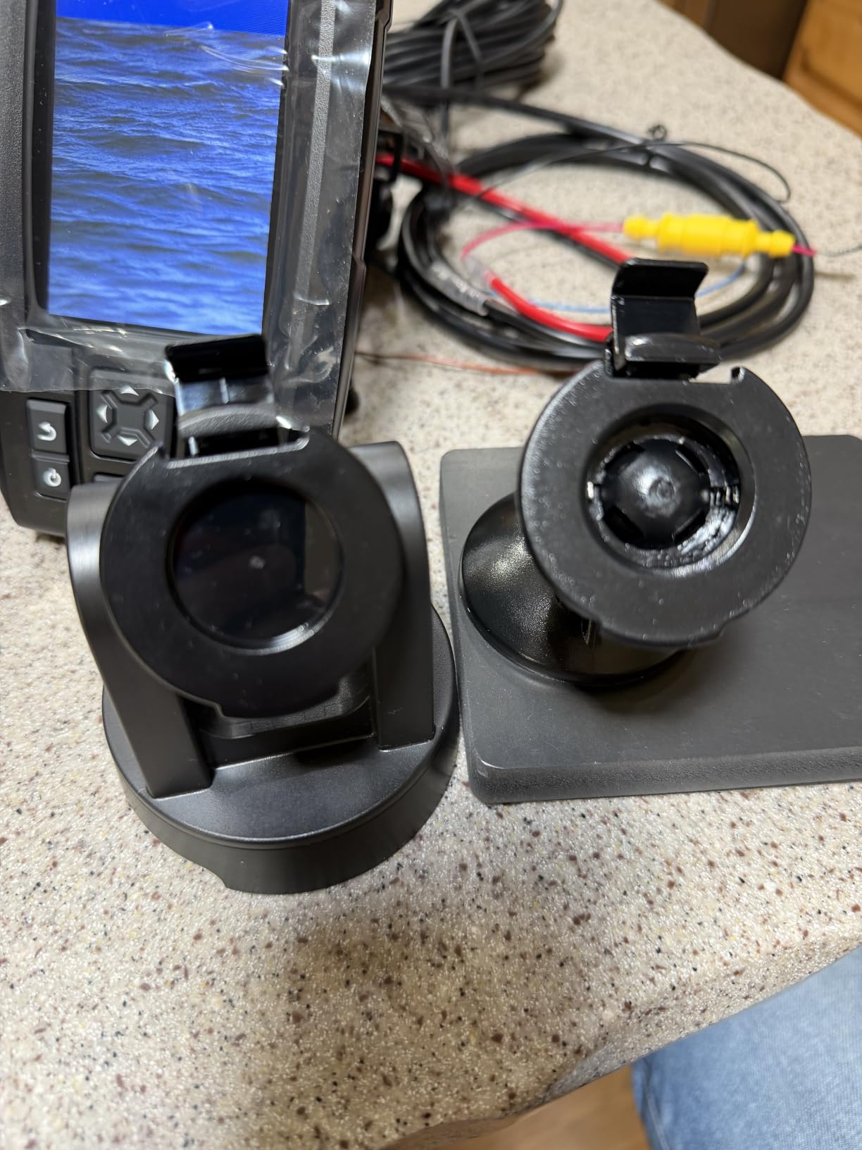 EWAY for Garmin Nuvi Drive Drivesmart Windscreen Windshield Suction Cup Mount Holder Bracket Cradle Mount for Garmin GPS 40 42 52 55 60 61 67 68 2457 2497 2539 2557 2558 2577 2597 LT LMT customer photo 1
