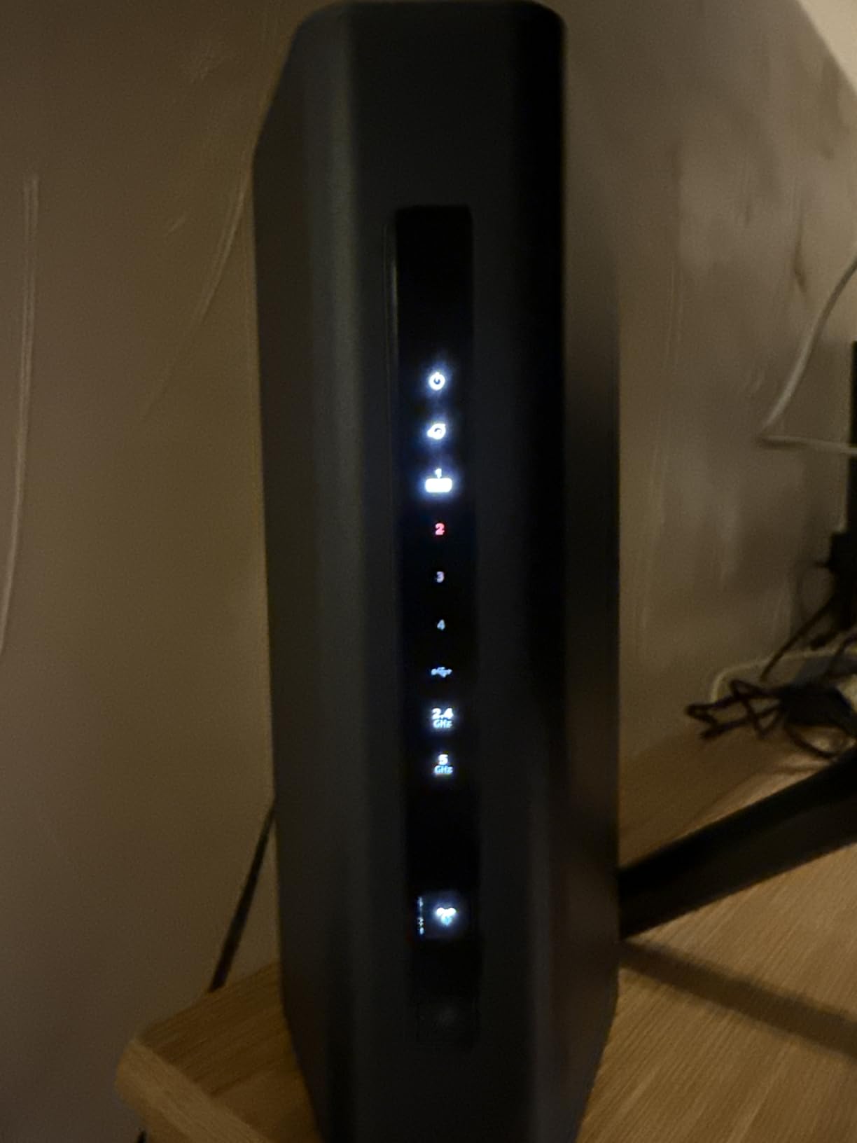 NETGEAR Nighthawk Dual-Band WiFi 7 Router (RS200) customer photo 2