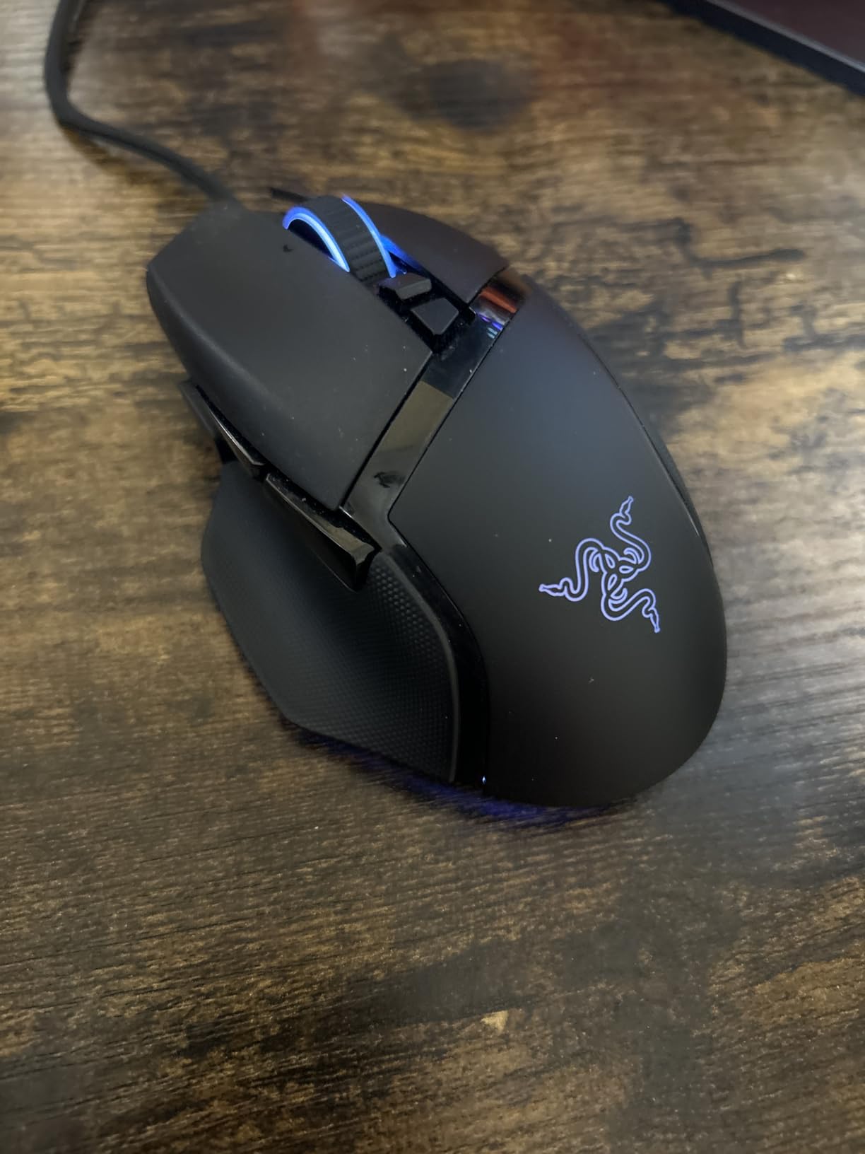 Razer Basilisk V3 35K Wired Ergonomic Gaming Mouse, Black | 35K DPI Optical Sensor Gen 2, HyperScroll Tilt Wheel, 13 Customizable Controls, Chroma RGB, Optical Switches Gen 3 customer photo 2