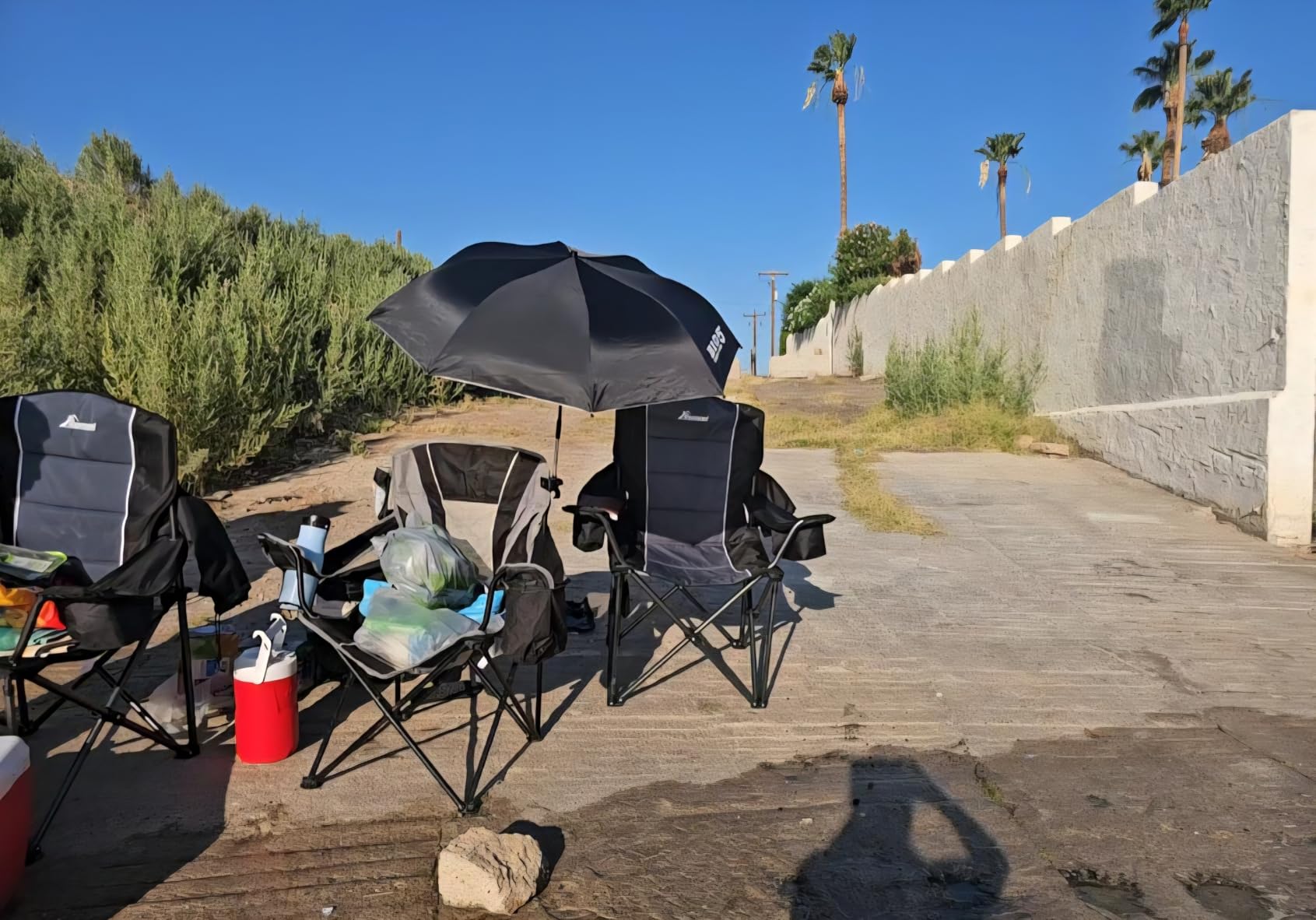 Romswi Oversized Camping Chairs, Heavy Duty Support 500 LBS, Padded Back & Arm Sport Chairs, Cup Holder Cooler Bag, Collapsible Folding Chairs for Outdoor, Fishing & Garden, Black, 2-Pack customer photo 2