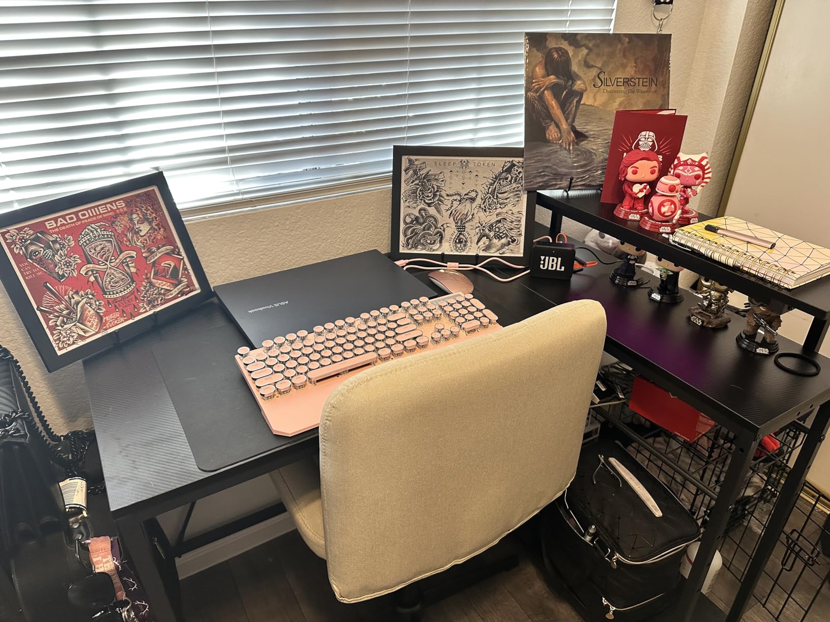Bestier 42-Inch L-Shaped Computer Desk with Charging & LED, Black, Charging 2AC+USB+Type-C, RGB LED Strip, Reversible Shelves, Monitor Stand, Headphone Hook, Cable Mgmt, Small Space customer photo 1