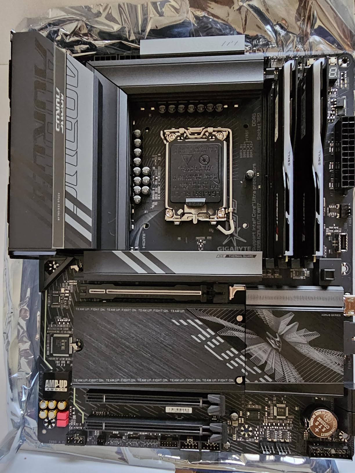 GIGABYTE Z890 AORUS Elite WIFI7 Intel Core Ultra (Series 2) LGA 1851 Motherboard, ATX, DDR5, 4X M.2, PCIe 5.0, Thunderbolt 4, 2.5GbE LAN, EZ-Latch customer photo 1