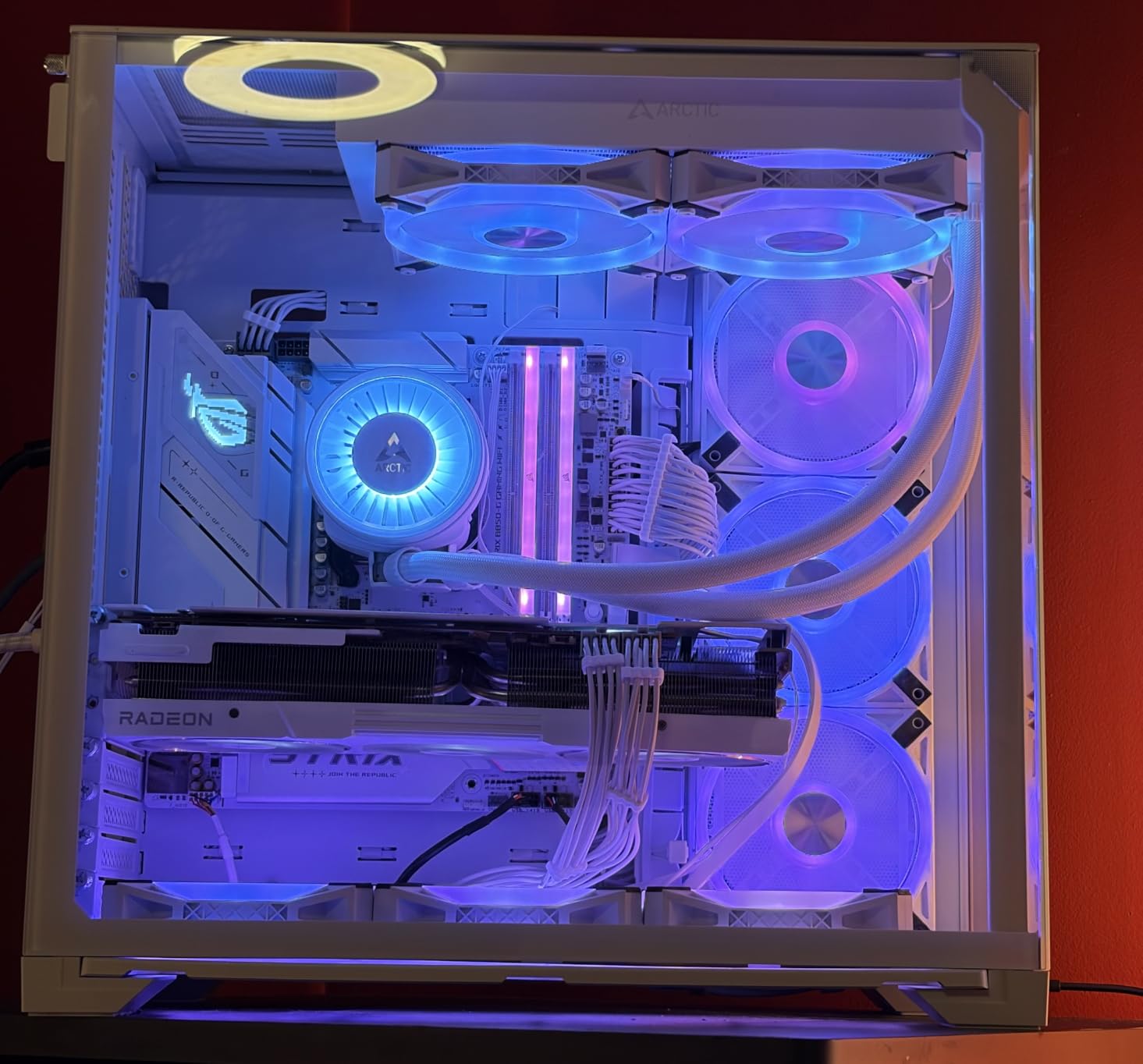 Lian Li O11 Vision Compact ATX Mid Tower Case-Back Connect-White-O11VPW | Steel, Tempered Glass, Back Connect Support, O11VPW customer photo 1