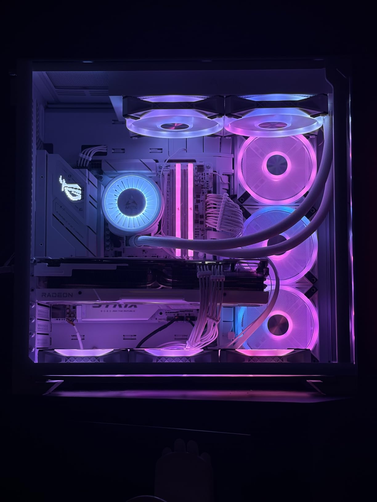 Lian Li O11 Vision Compact ATX Mid Tower Case-Back Connect-White-O11VPW | Steel, Tempered Glass, Back Connect Support, O11VPW customer photo 2