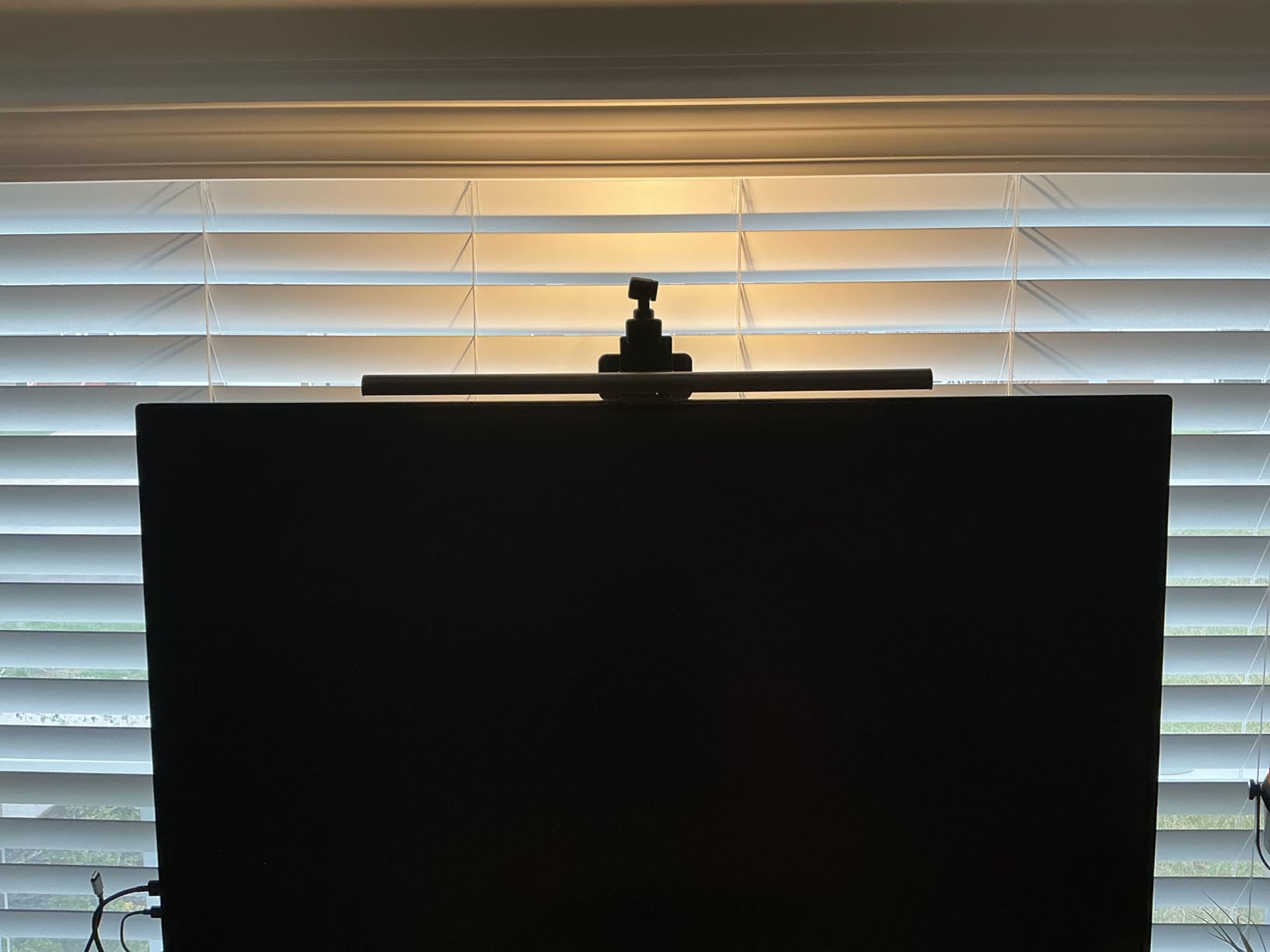 BenQ ScreenBar Halo 2 LED Monitor Light Bar - Wireless Controller, Backlight, Motion Sensor, Adjustable Brightness/Color Temperature, Eye-Care, No Screen Glare, Fits Curved Monitor customer photo 1