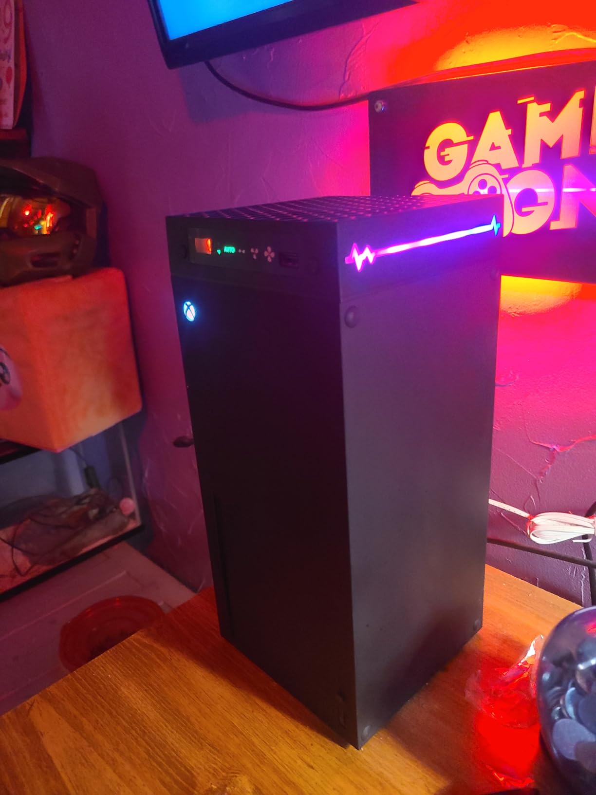 Auto Cooling Fan for Xbox Series X with 9 RGB Light Modes | Adjustable by Temperature, Headset Hook, USB Port customer photo 1