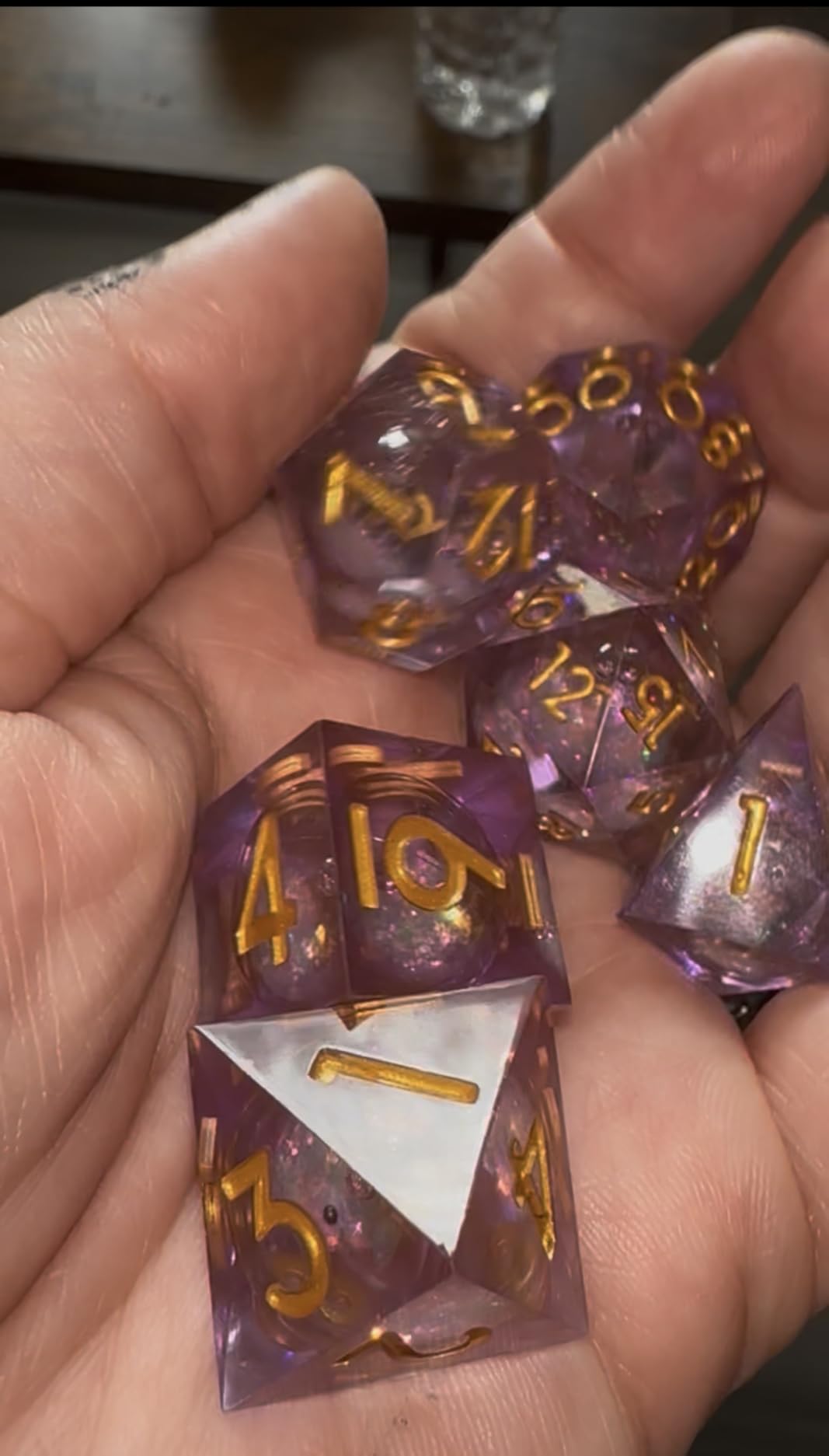 FugaCity Dice Set,Handmade Sharp Edge 7 Piece Resin Dice-Dungeon&Dragons Polyhedral Dice Set, D&D Dice Set with Gift Dice Case for RPG MTG Table Games customer photo 1