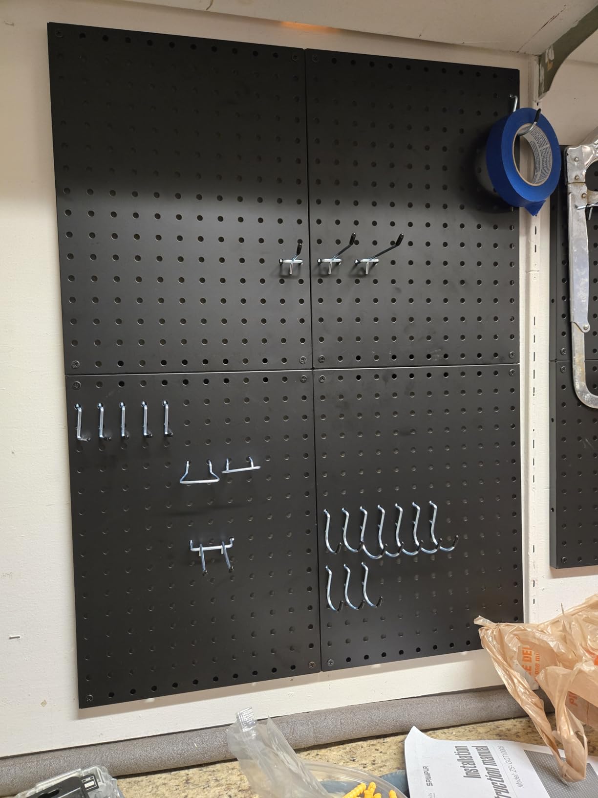 Spampur Peg Board, 4 Pack Metal Pegboard Panels with 50 Hooks, Black Pegboards Wall Organizer, Heavy Duty Peg Board for Walls Home, Garage Tool Storage, Office Organization, Craft Room, Kitchen customer photo 1