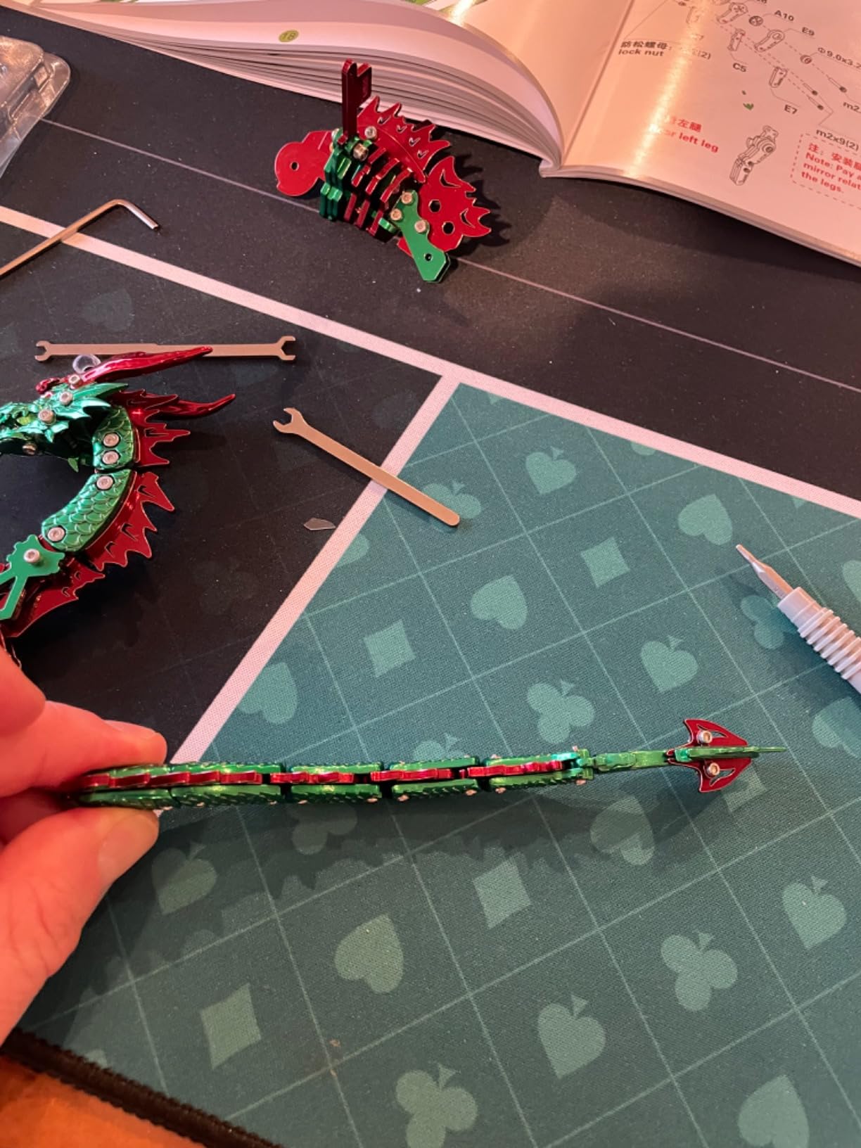 3D Model Kits for Adults,Metal Dragon Puzzle Building Set,Collectible Mechanical Engineering Crafts for Home Office Decoration & Gift(Red-Green) customer photo 2