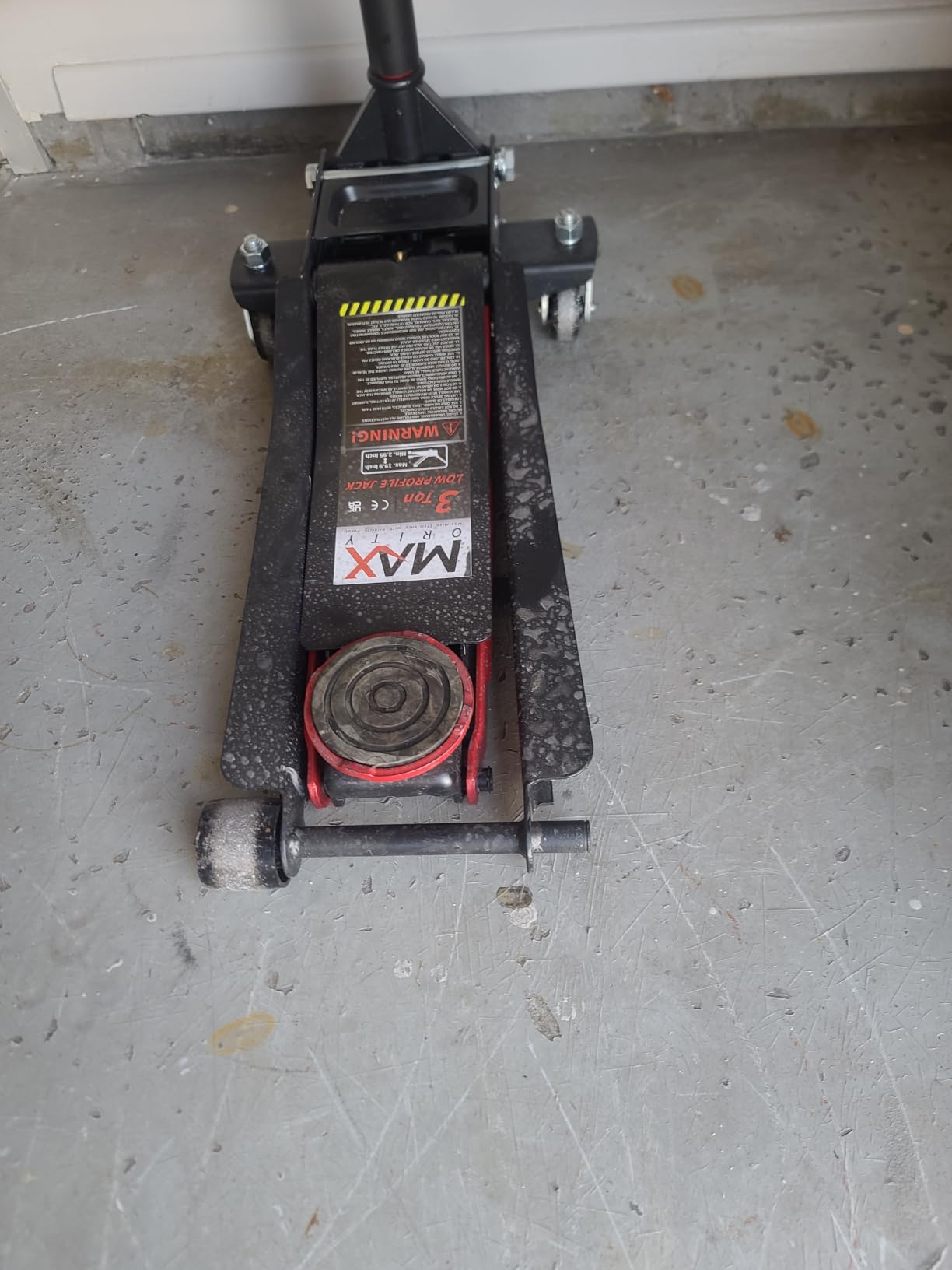 Maxority 3-Ton (6600lbs) Low Profile Hydraulic Heavy-Duty Steel Floor Jack with Dual Pistons Quick Lift Pump, Home and Workshop Car Maintenance for Various Vehicles (Random Color, 3 Ton Low Profile) customer photo 2